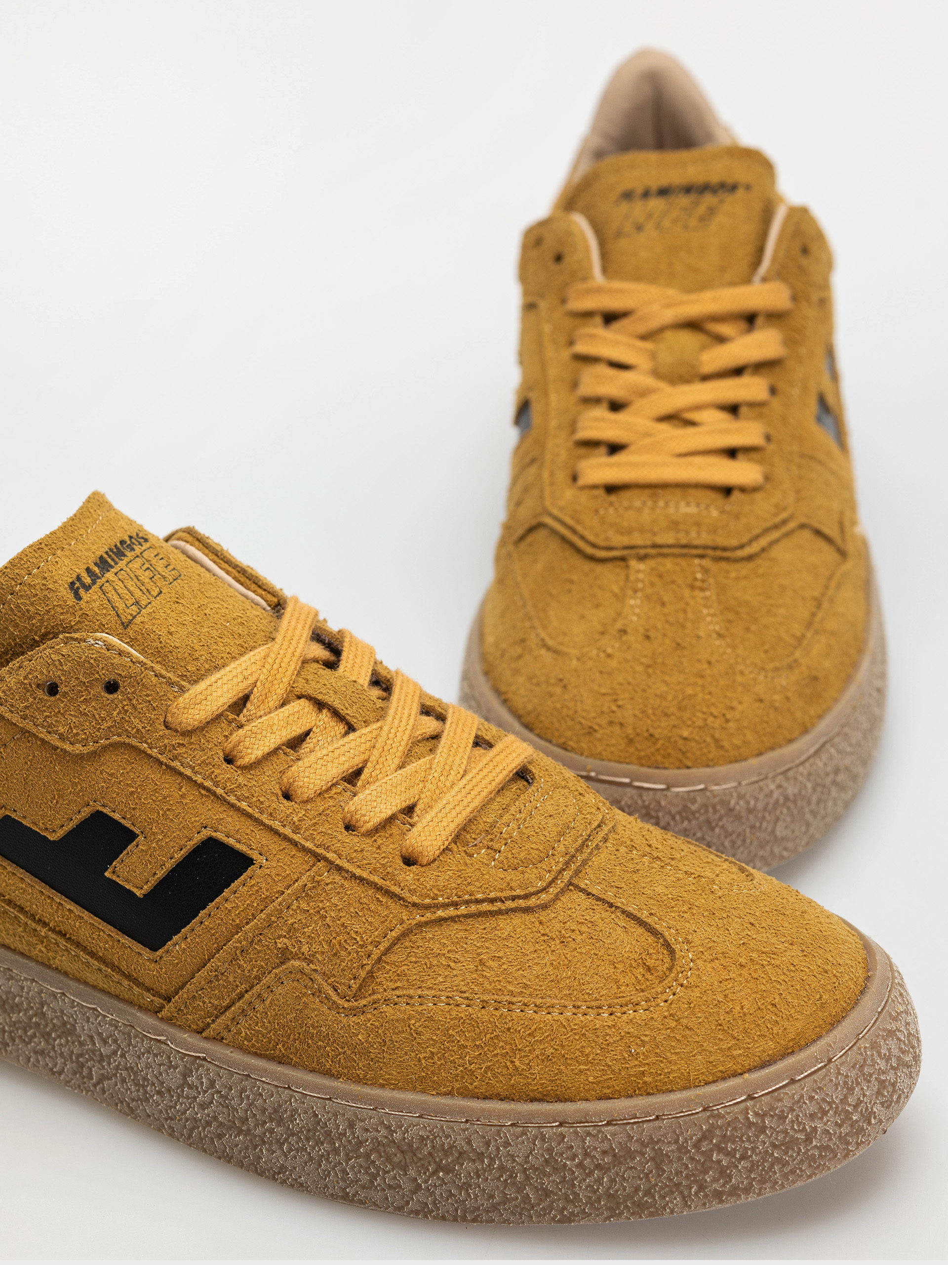 Topánky Flamingos Life Burela Bold (hairy suede curry)