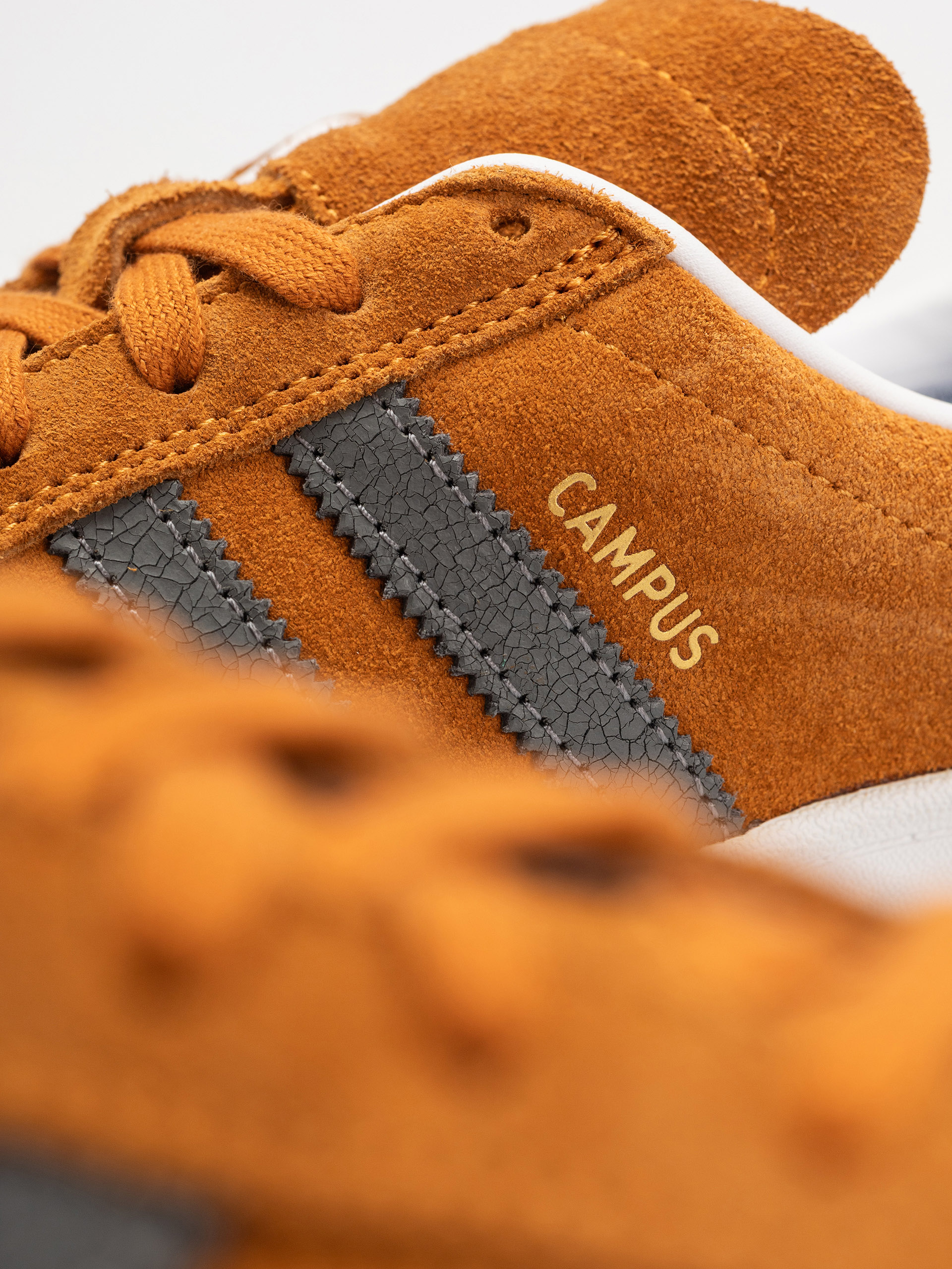 Topánky adidas Campus Adv (rusora/grefou/ftwwht)