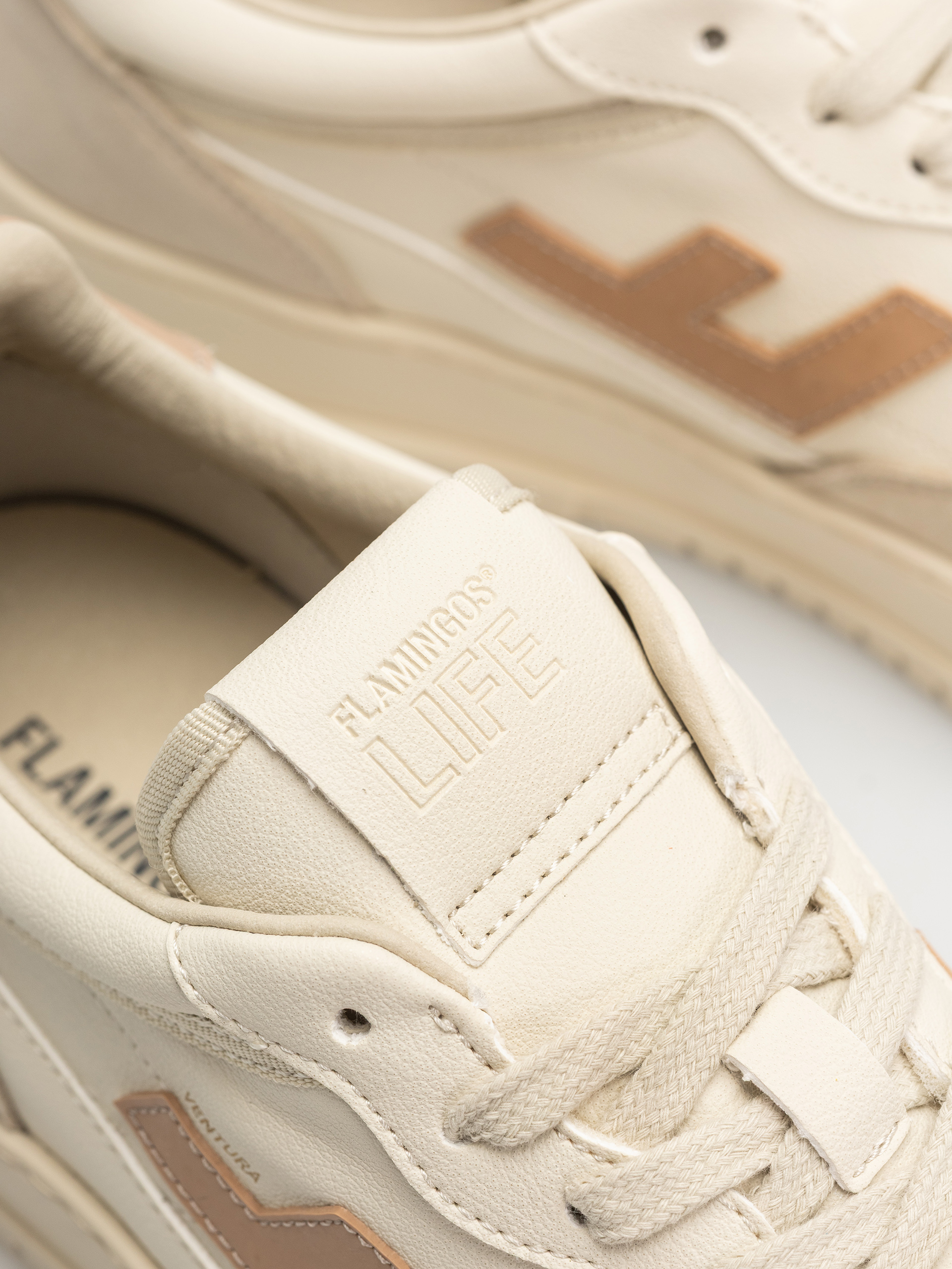 Topánky Flamingos Life Ventura (brush cream)