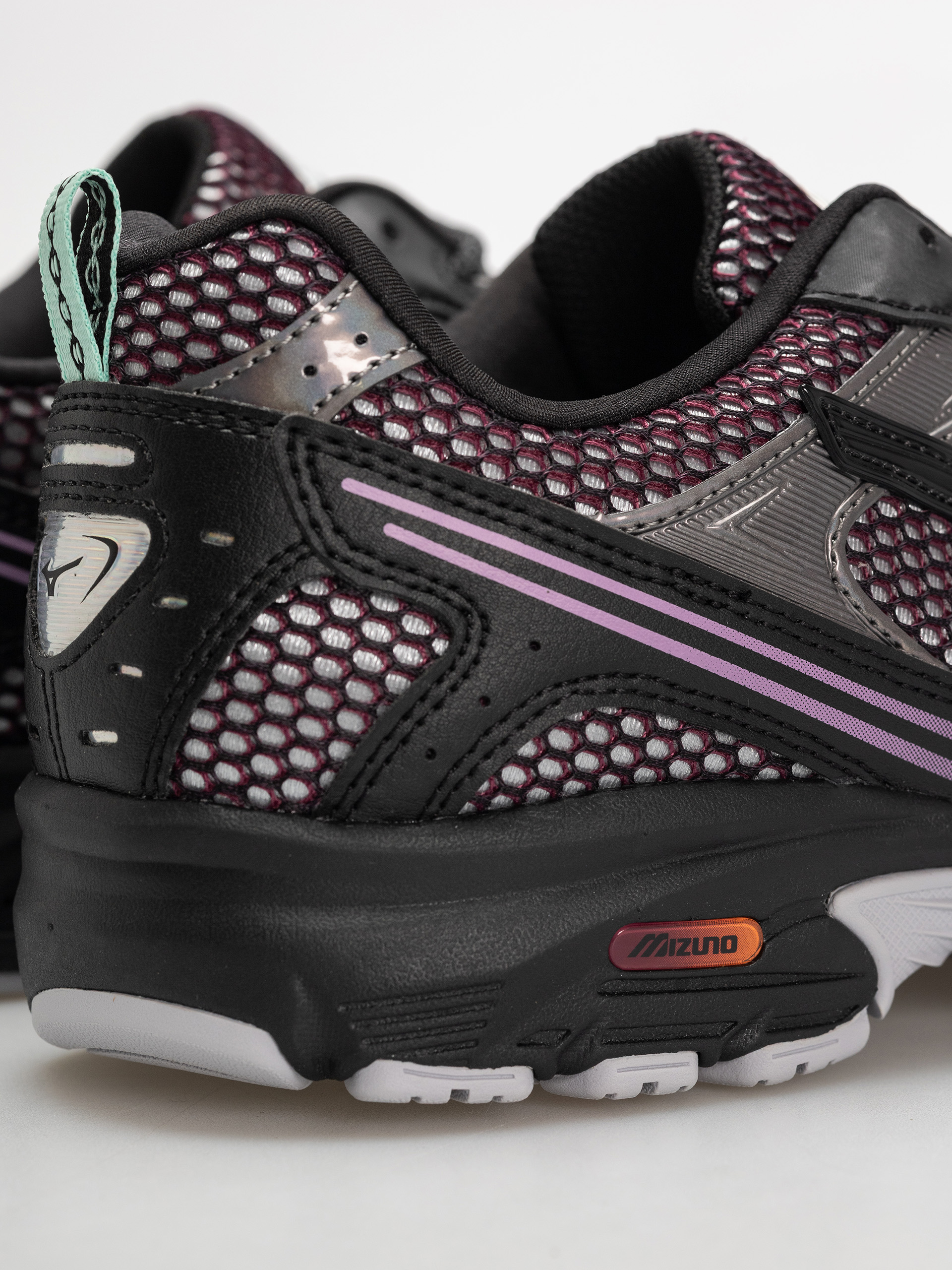 Topánky Mizuno MXR (black/black/valerian)