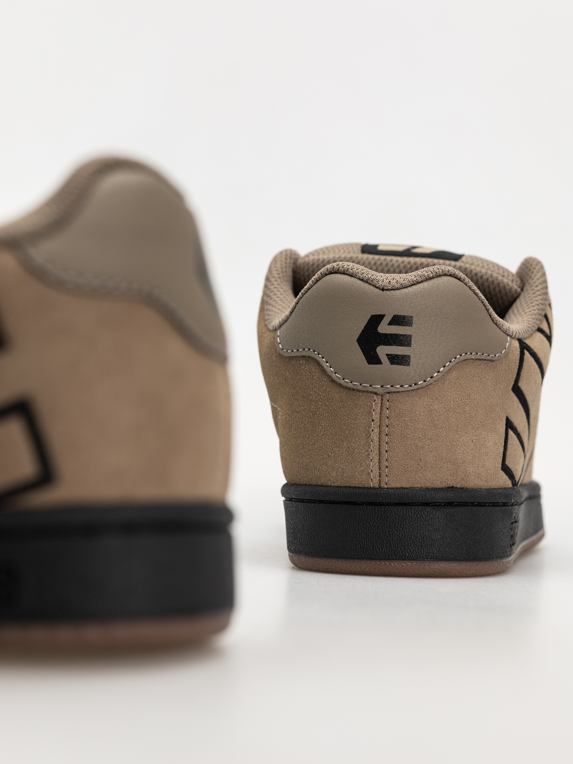 Topánky Etnies Fader (tan/black)