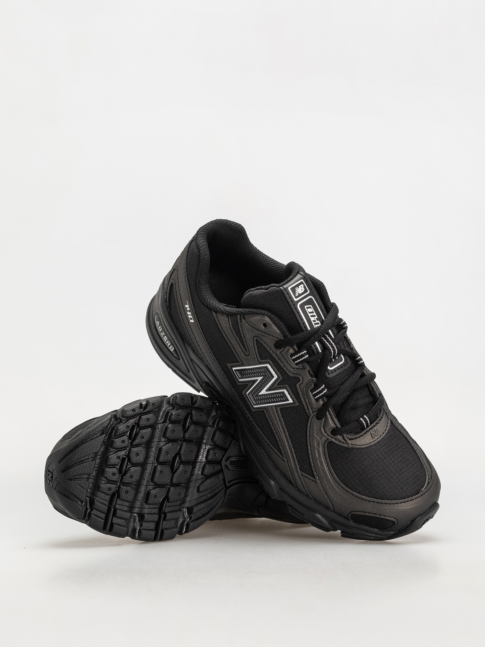 Topánky New Balance 740 (black)