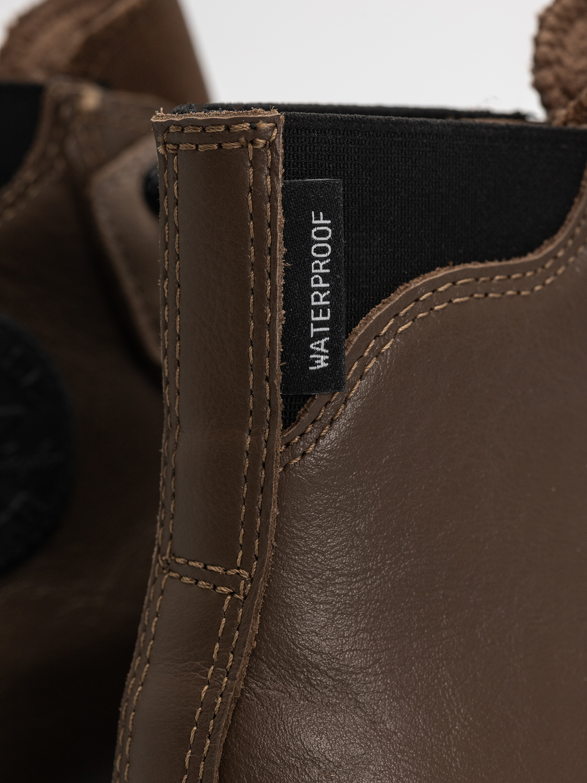 Topánky Converse Chuck Taylor City Trek Wp Hi (dark chocolate/black)