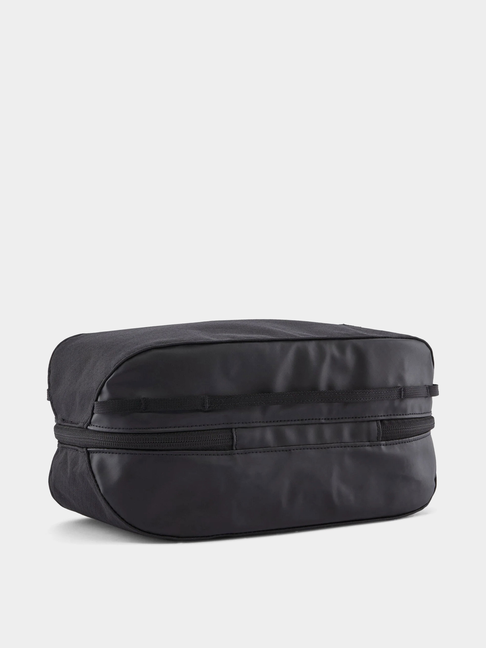 Kosmetická taška Patagonia Black Hole Cube 6L (black w/black)