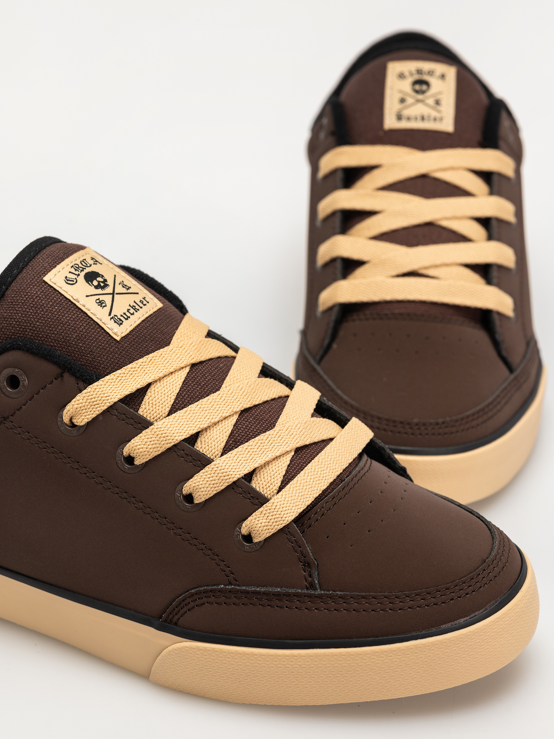 Topánky Circa Buckler Sk (mustang/black/ivory)