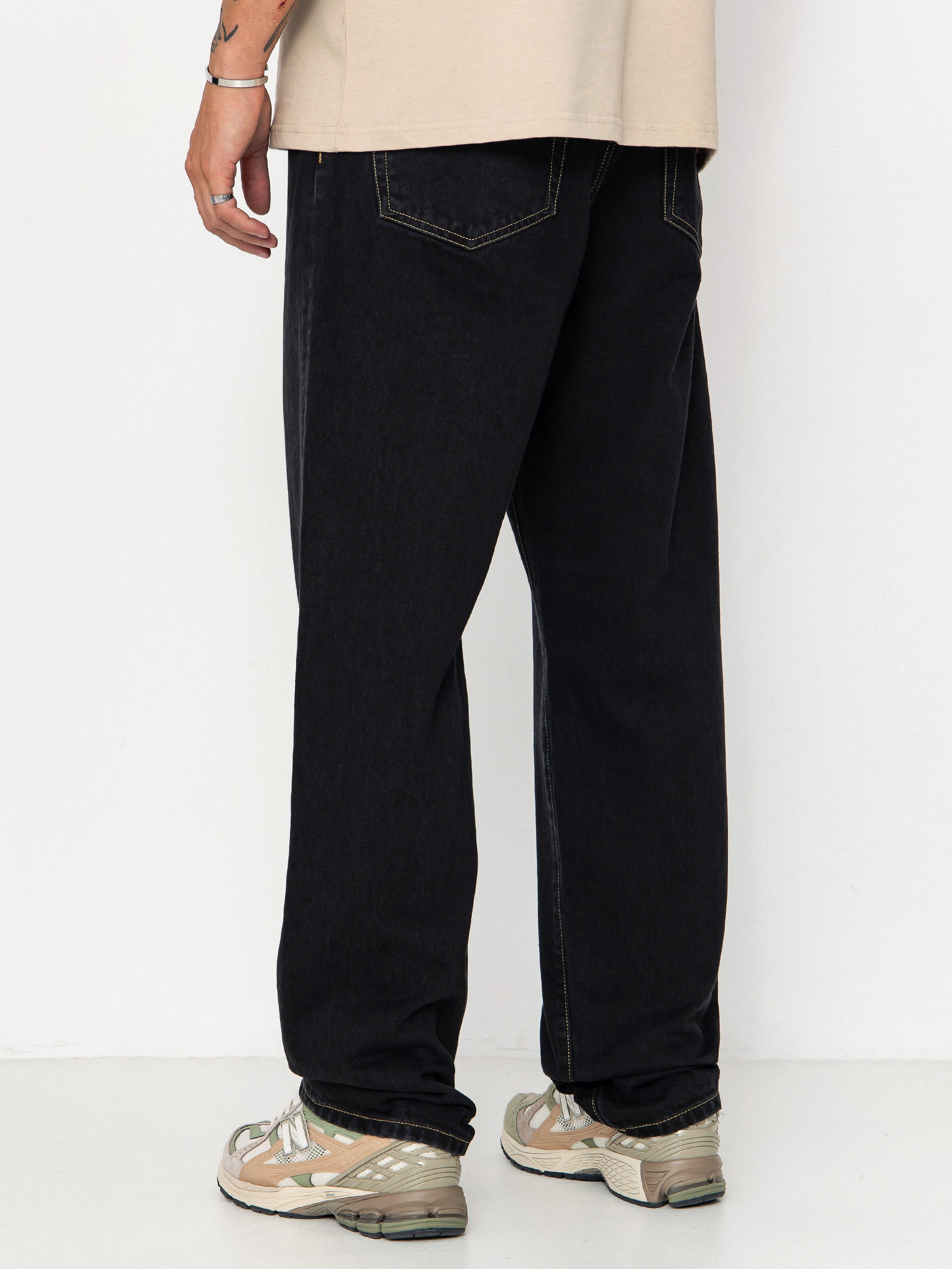 Nohavice Carhartt WIP Aaron (black/stone washed)