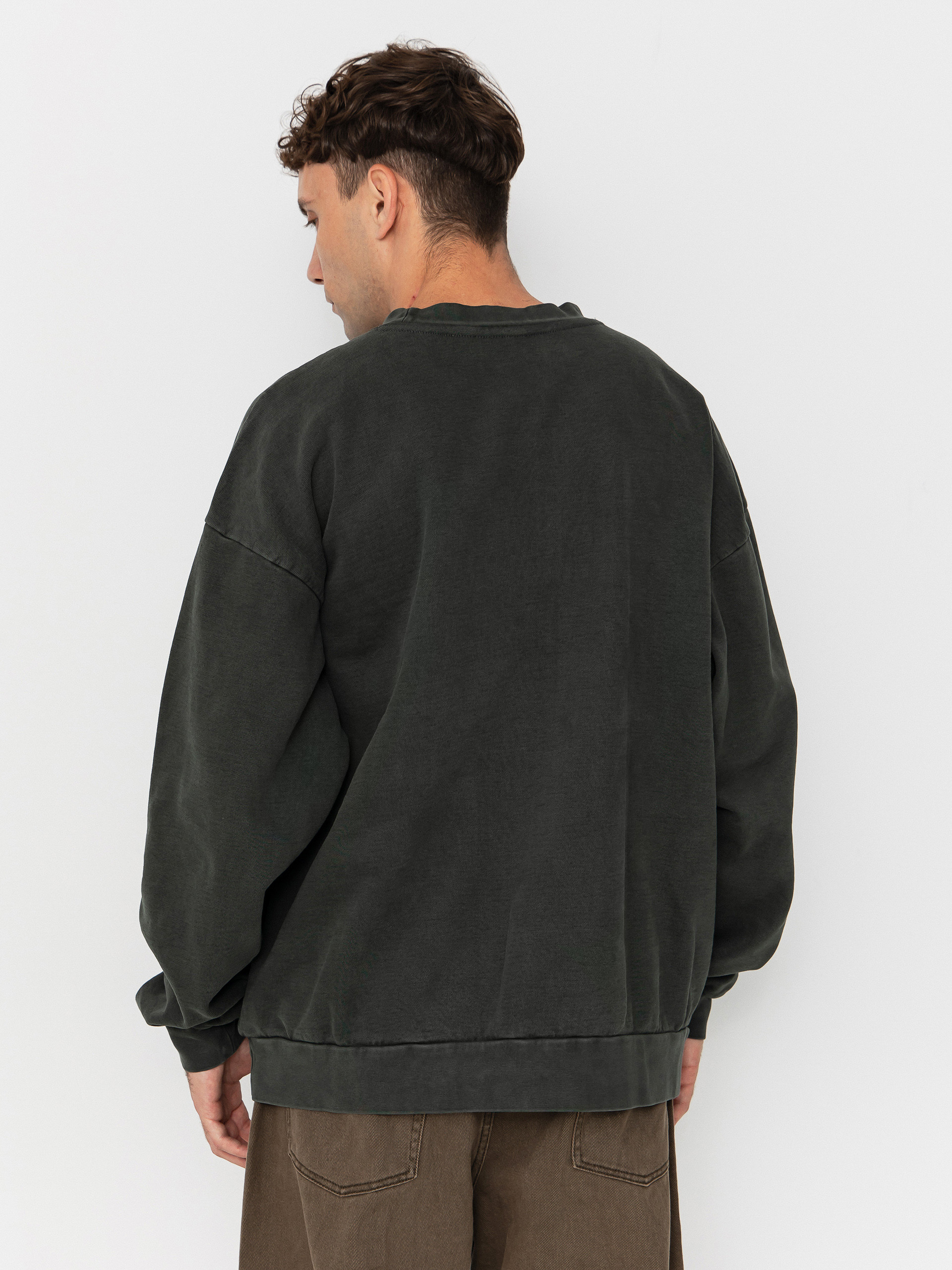 Mikina OBEY Lowercase Pigment Crew (pigment pirate black)