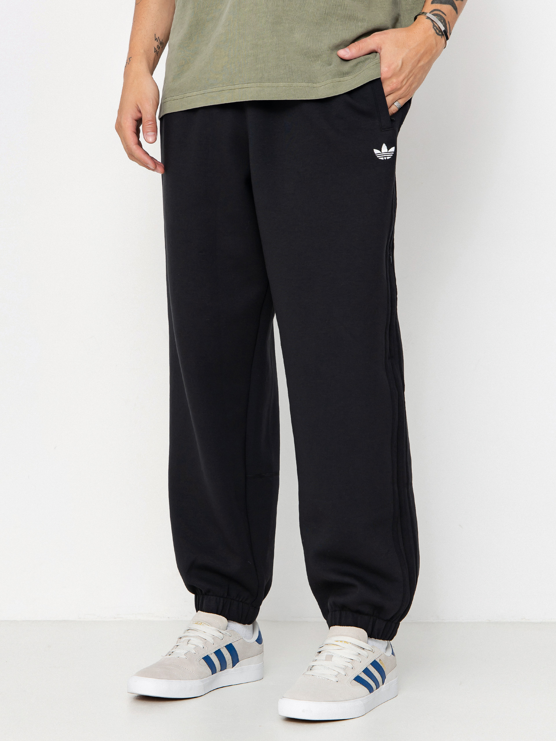 Nohavice adidas Tech Fleece (black/white)