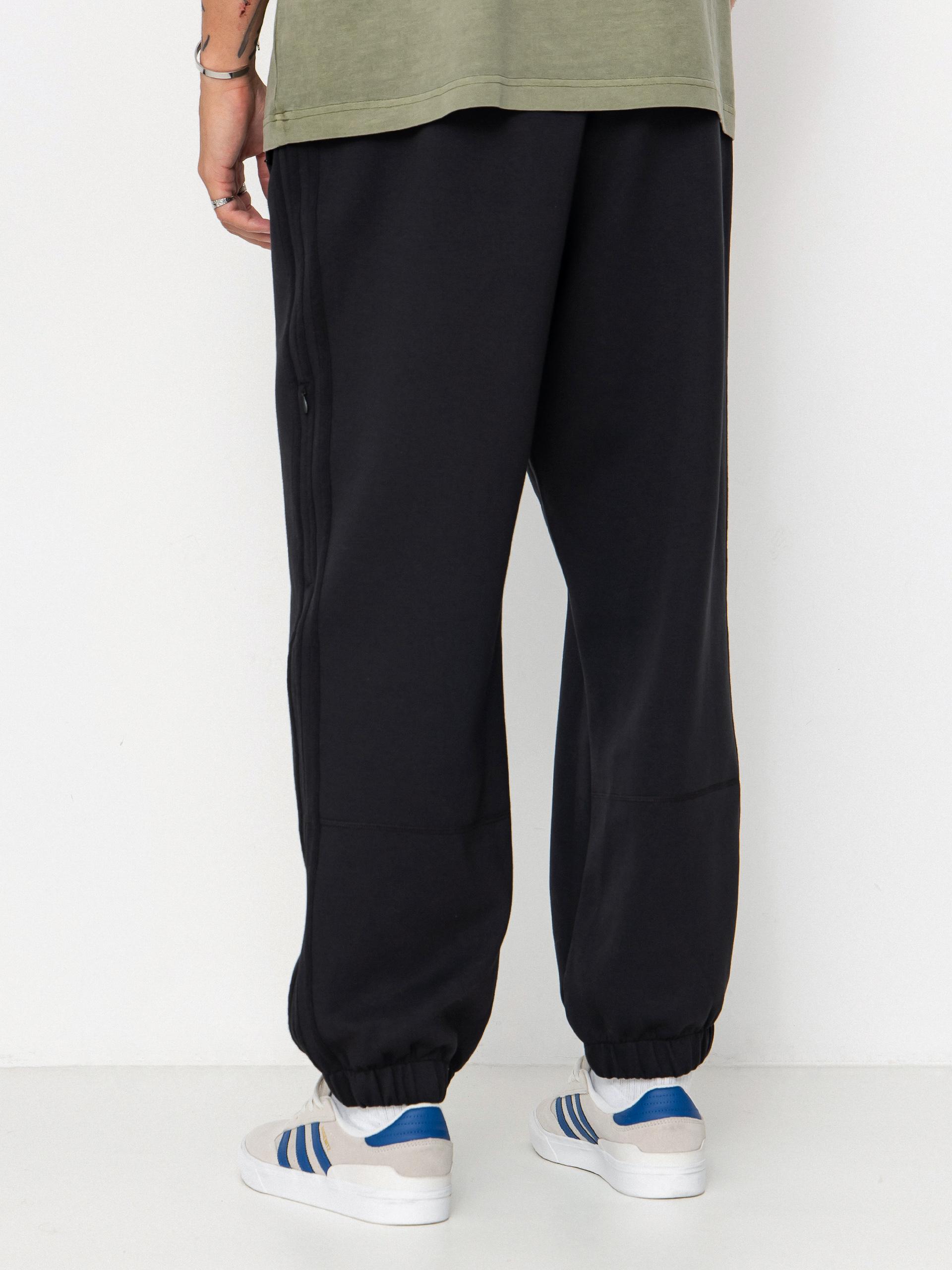 Nohavice adidas Tech Fleece (black/white)