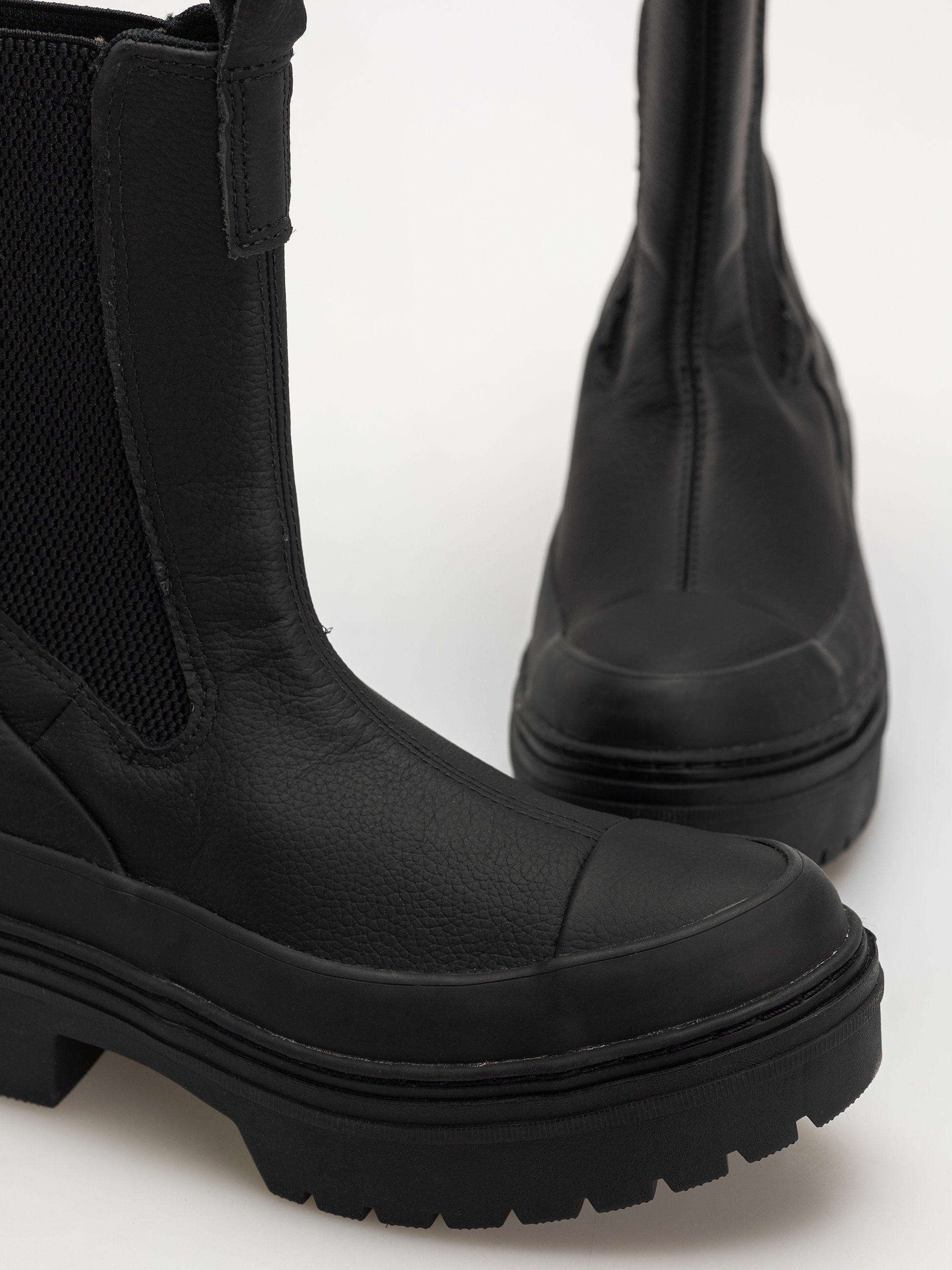 Topánky Converse Chuck Taylor All Star Lugged Heel Chelsea Wmn (black)