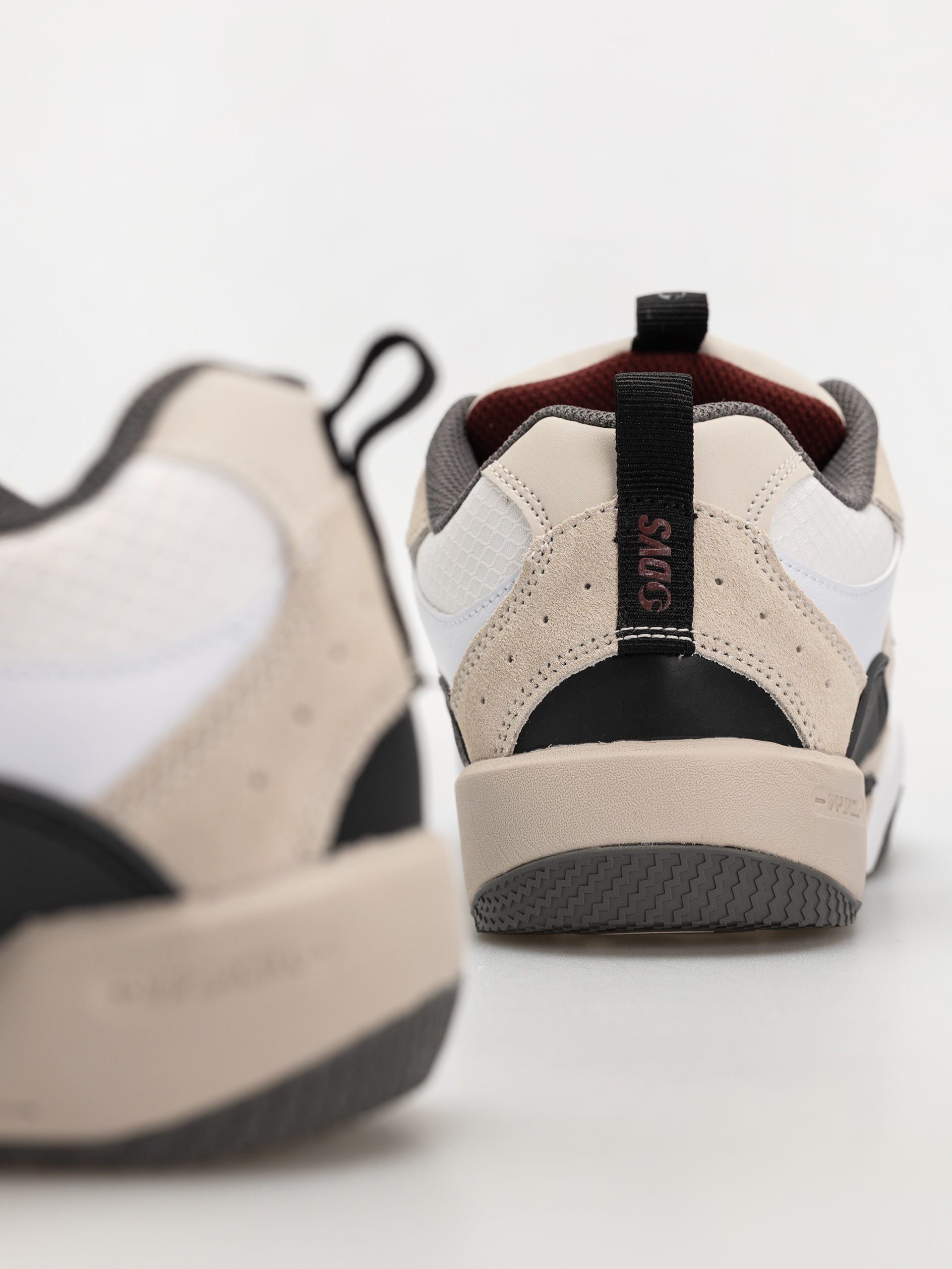 Topánky DVS Slot (grey/wht/blk)
