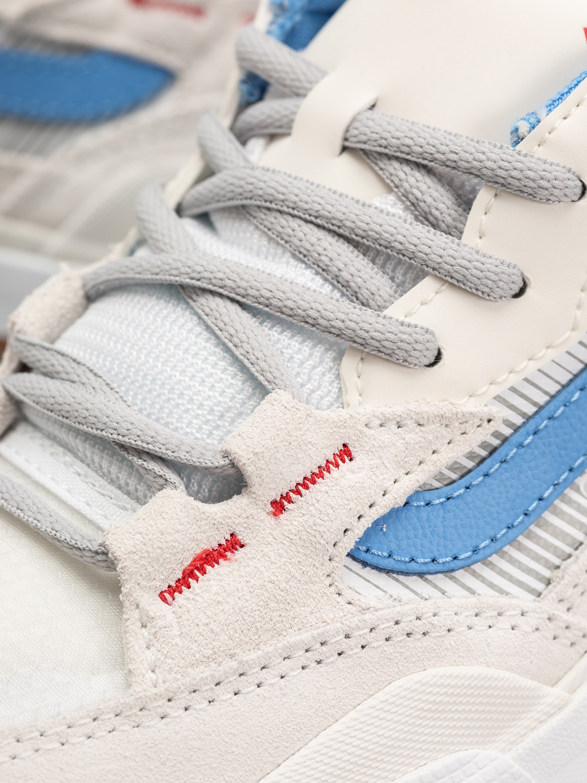 Topánky Vans Skate 2 Wayvee (blanc de blanc/azure blue)