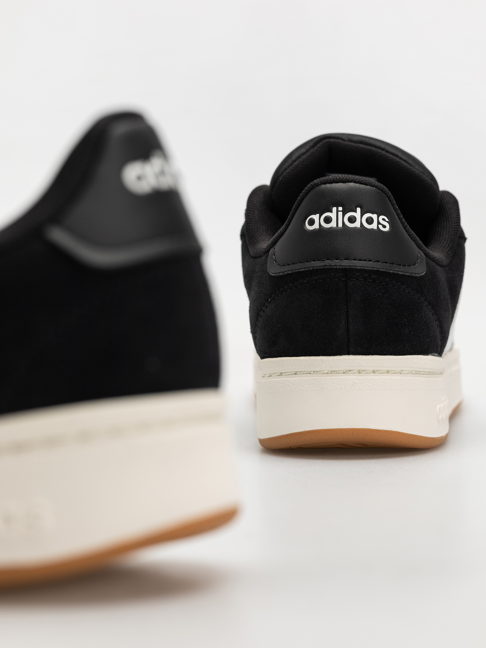 Topánky adidas Grand Court Alpha 0 Wmn (cblack/ftwwht/owhite)