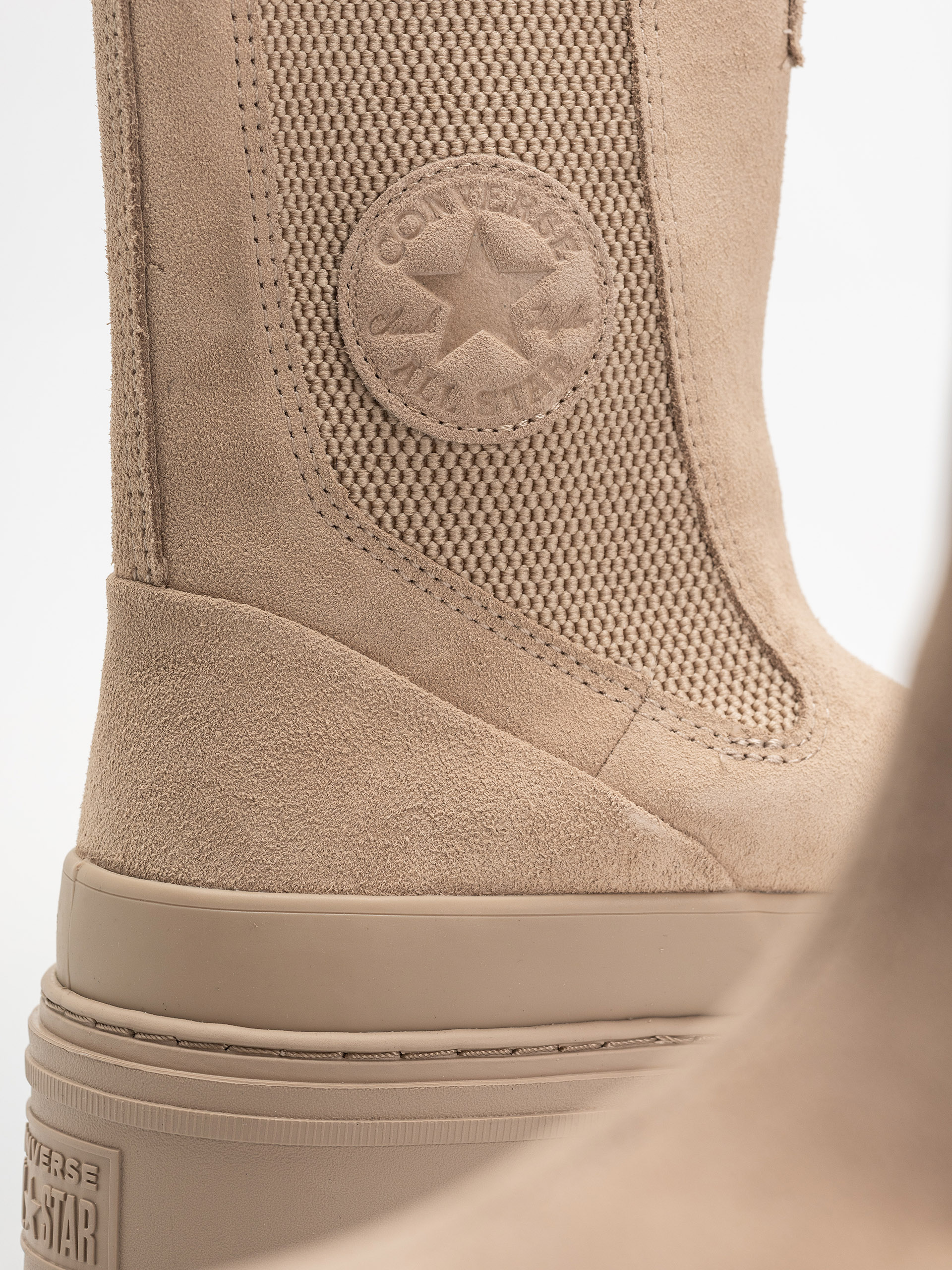 Topánky Converse Chuck Taylor All Star Lugged Heel Chelsea Wmn (sand/chocolate)