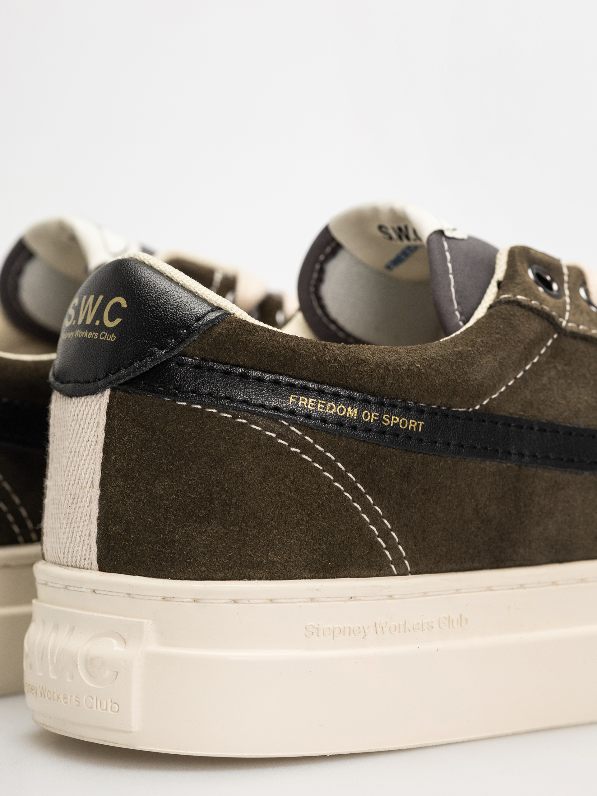 Topánky Stepney Workers Club Dellow S-Strike (suede woodland)