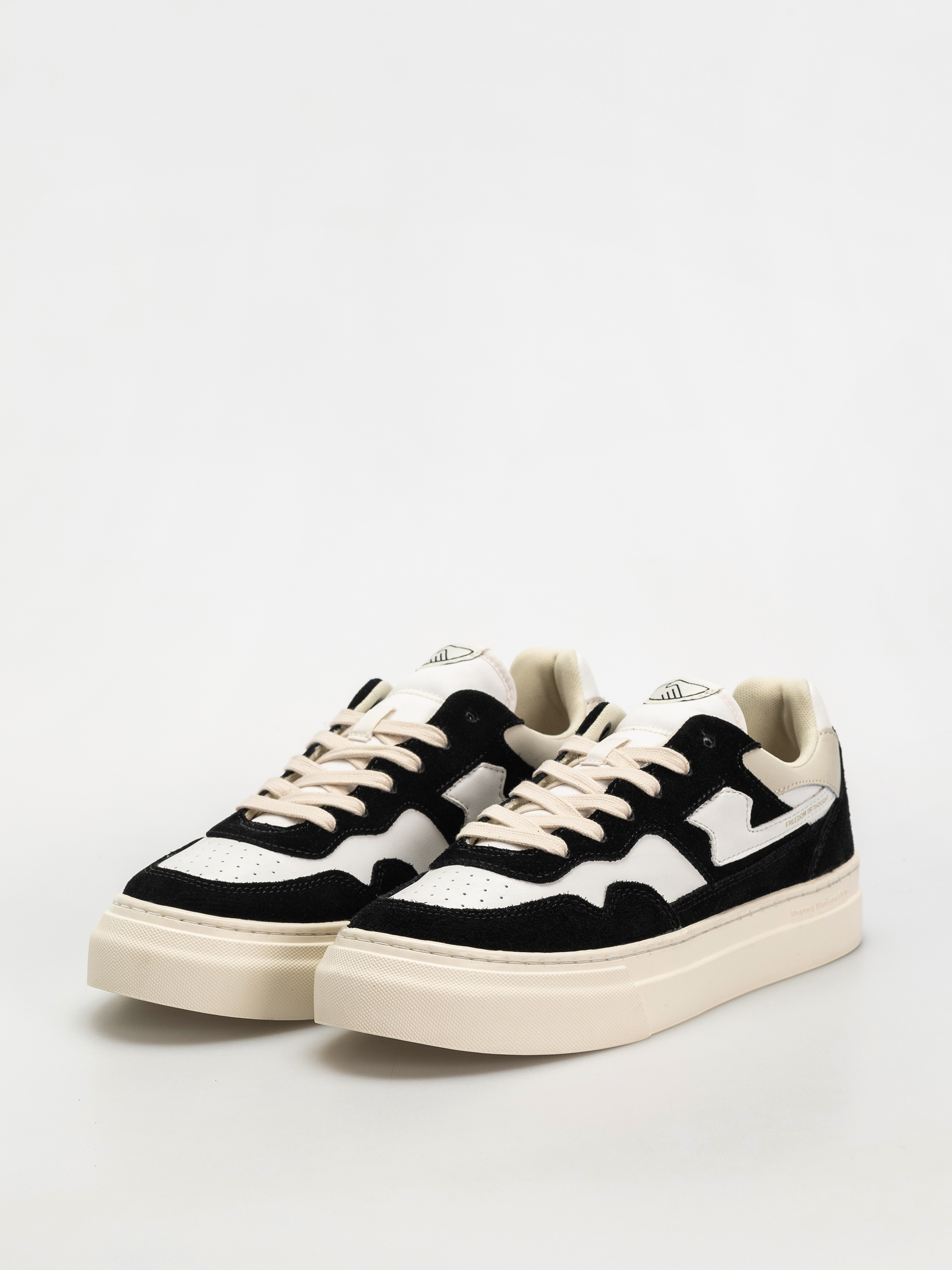 Topánky Stepney Workers Club Pearl S-Strike (suede leather black white)