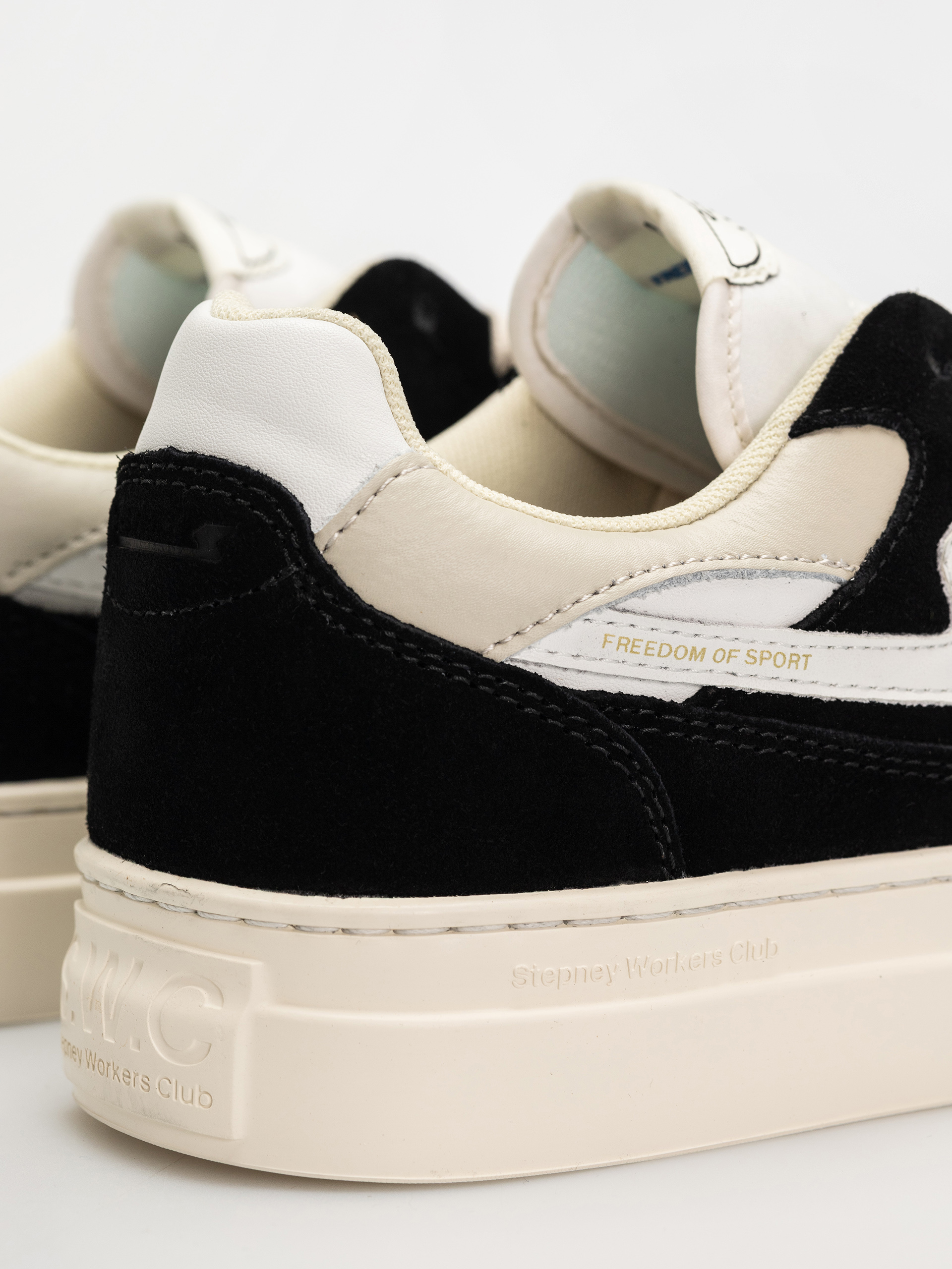 Topánky Stepney Workers Club Pearl S-Strike (suede leather black white)