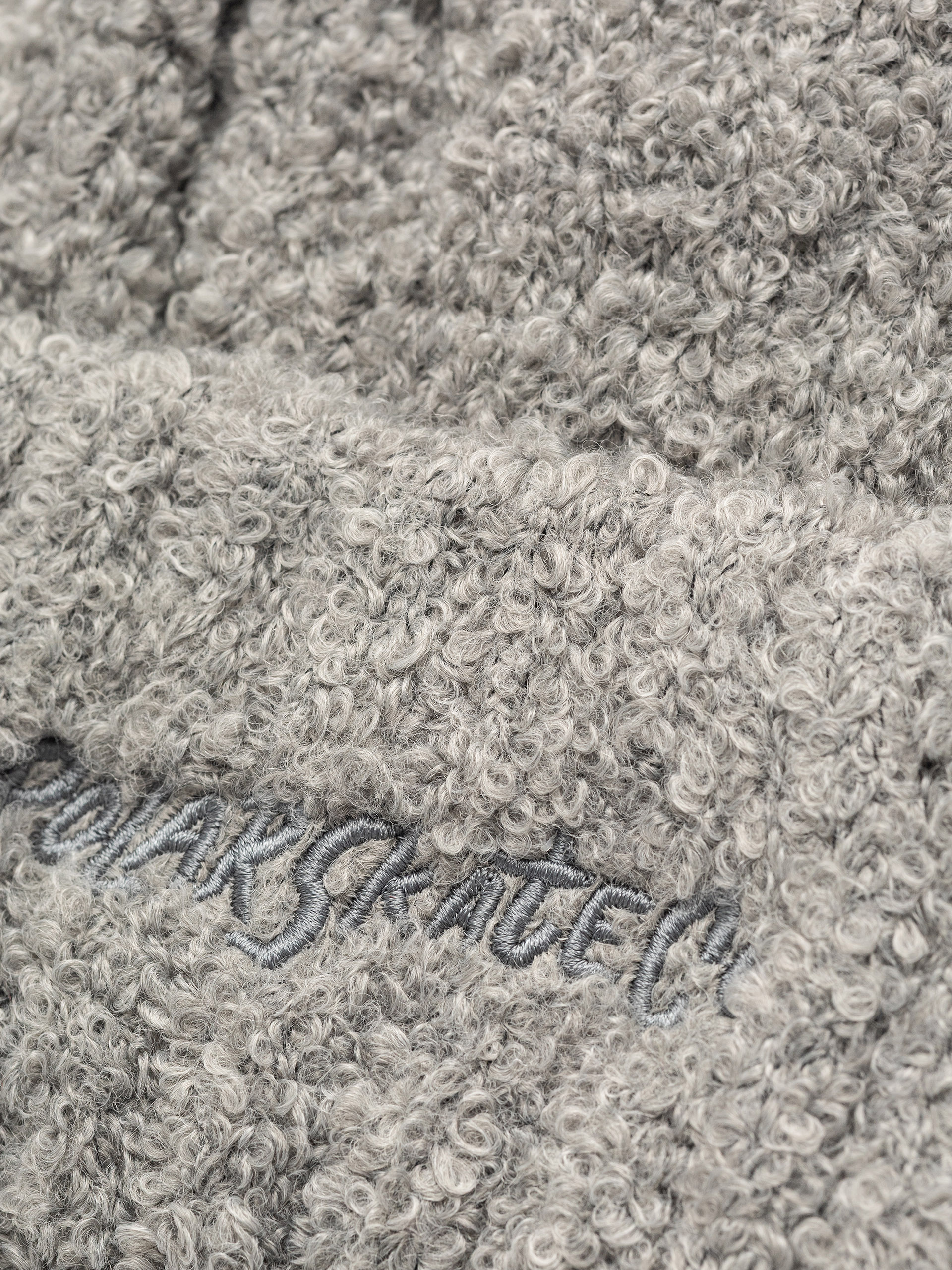 Čiapka Polar Skate Fluff (grey)