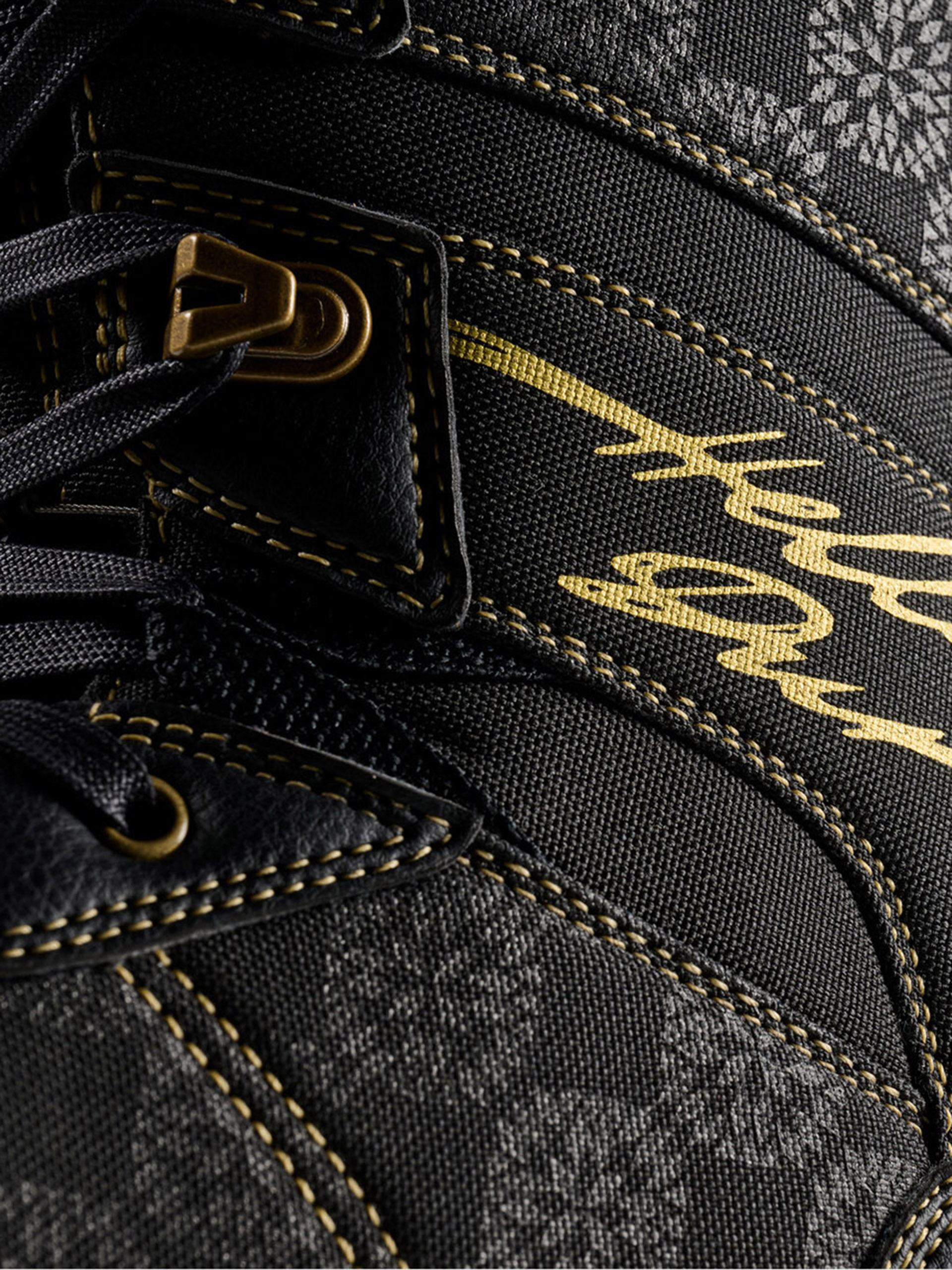 Pánske Obuv na snowboard Vans Invado Pro (black/gold)