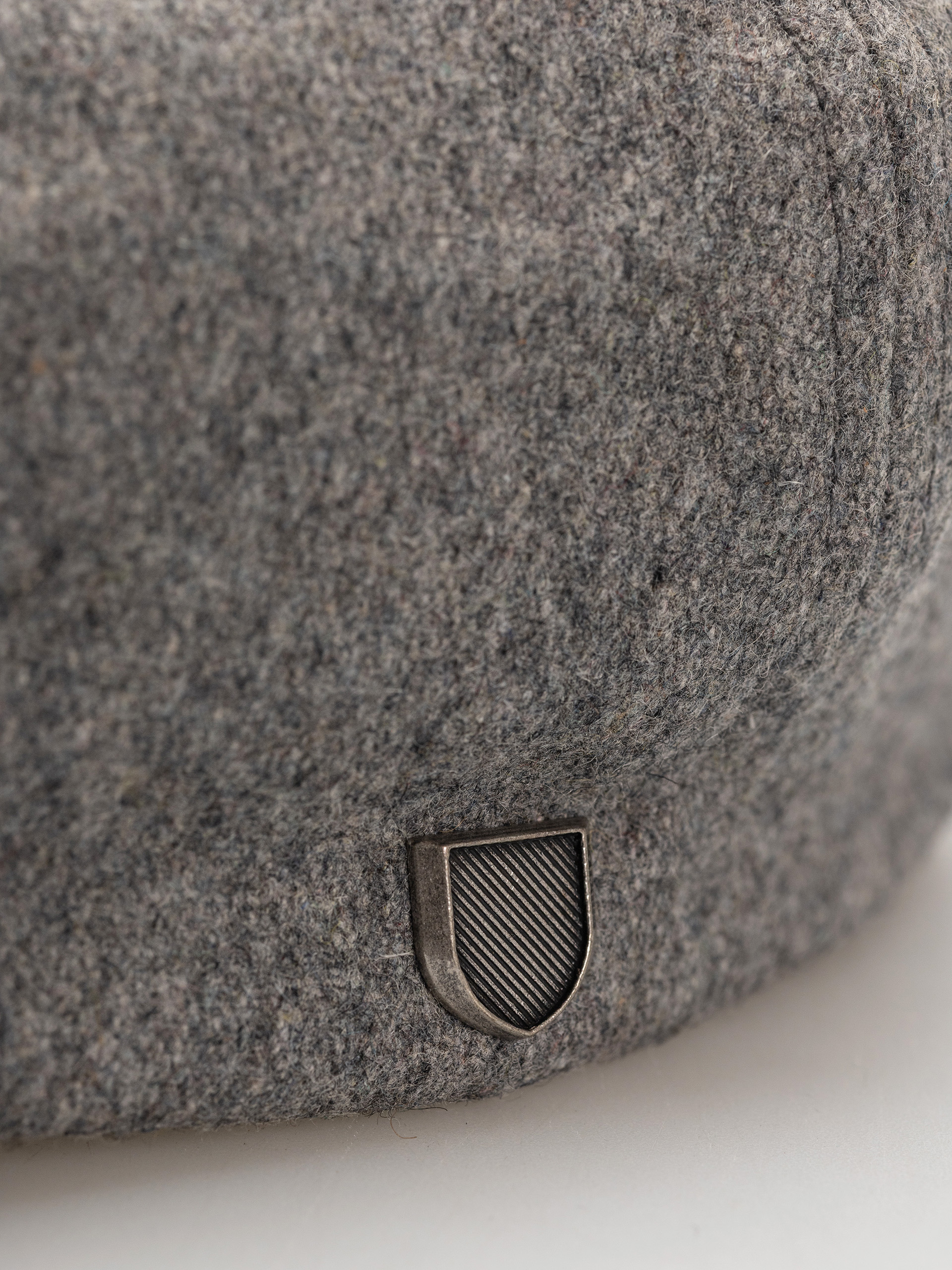 Klobúk so šiltom Brixton Brood Flannel Snap Cap (dark heather grey/washed navy)
