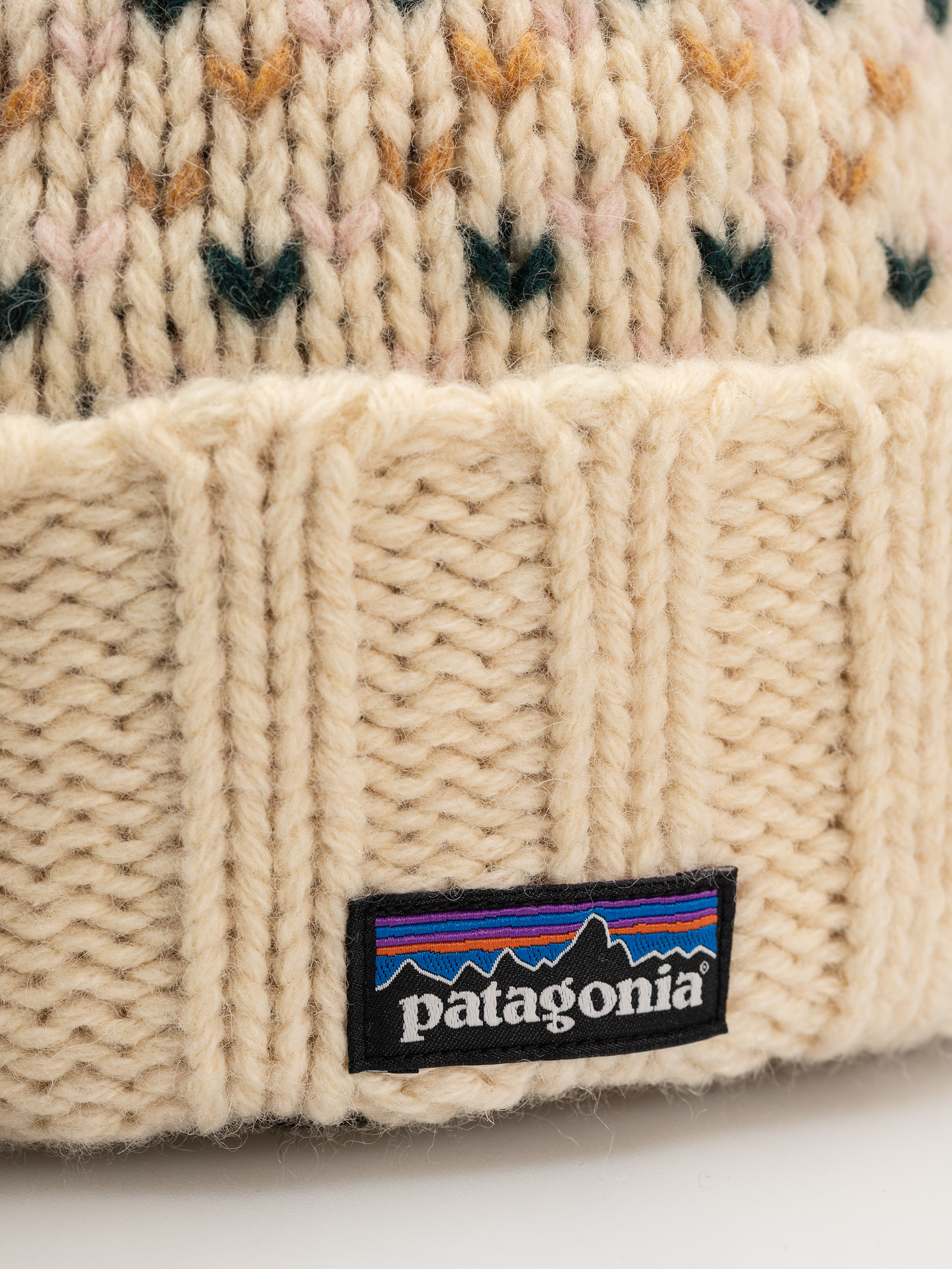 Čiapka Patagonia Snowbelle (confetti natural)