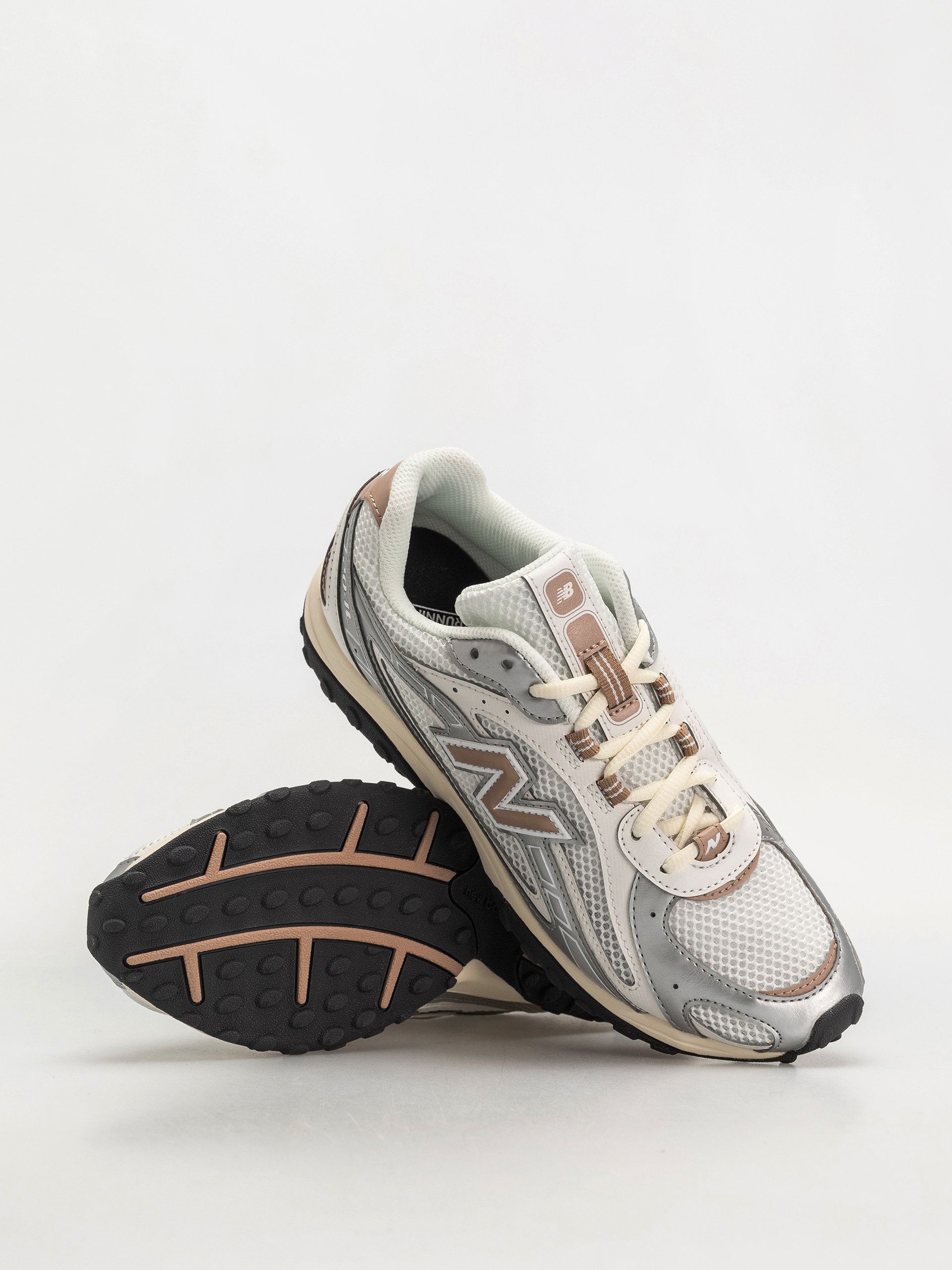 Topánky New Balance 204 (silver metallic)