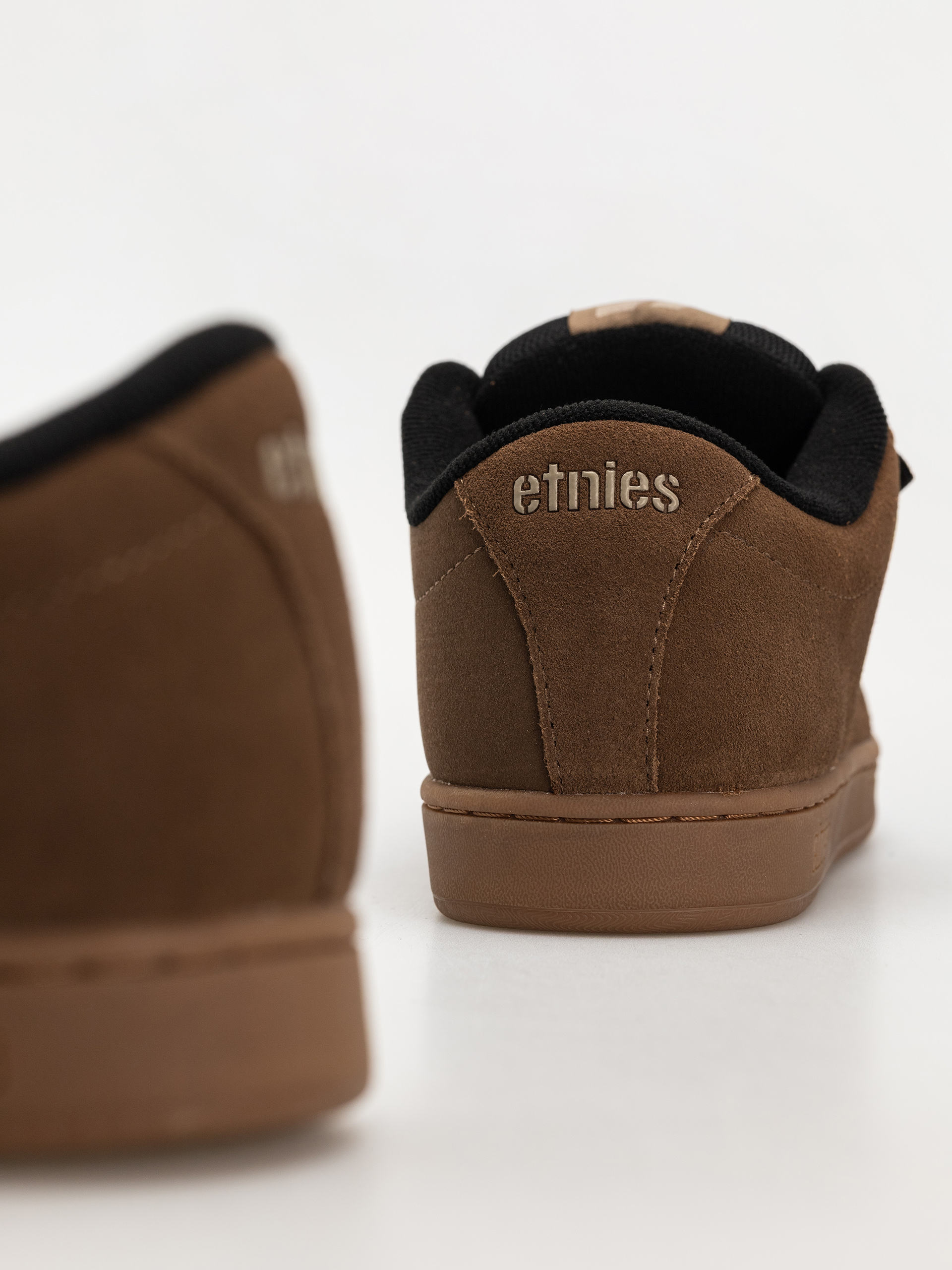 Topánky Etnies Kingpin (brown/warm grey/gum)