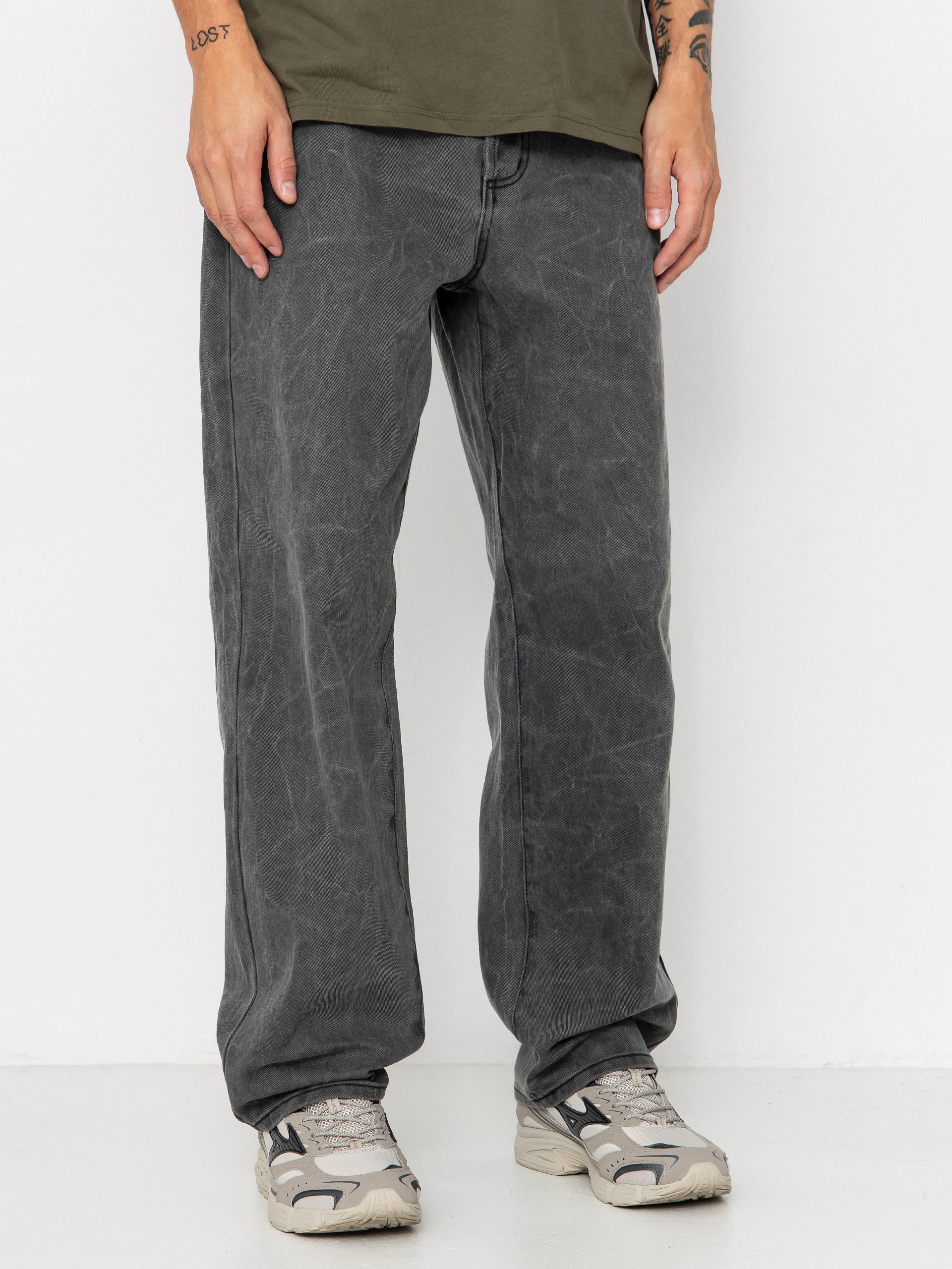 Nohavice OBEY Classic Wrinkle Baggy Denim (black wrinkle wash)
