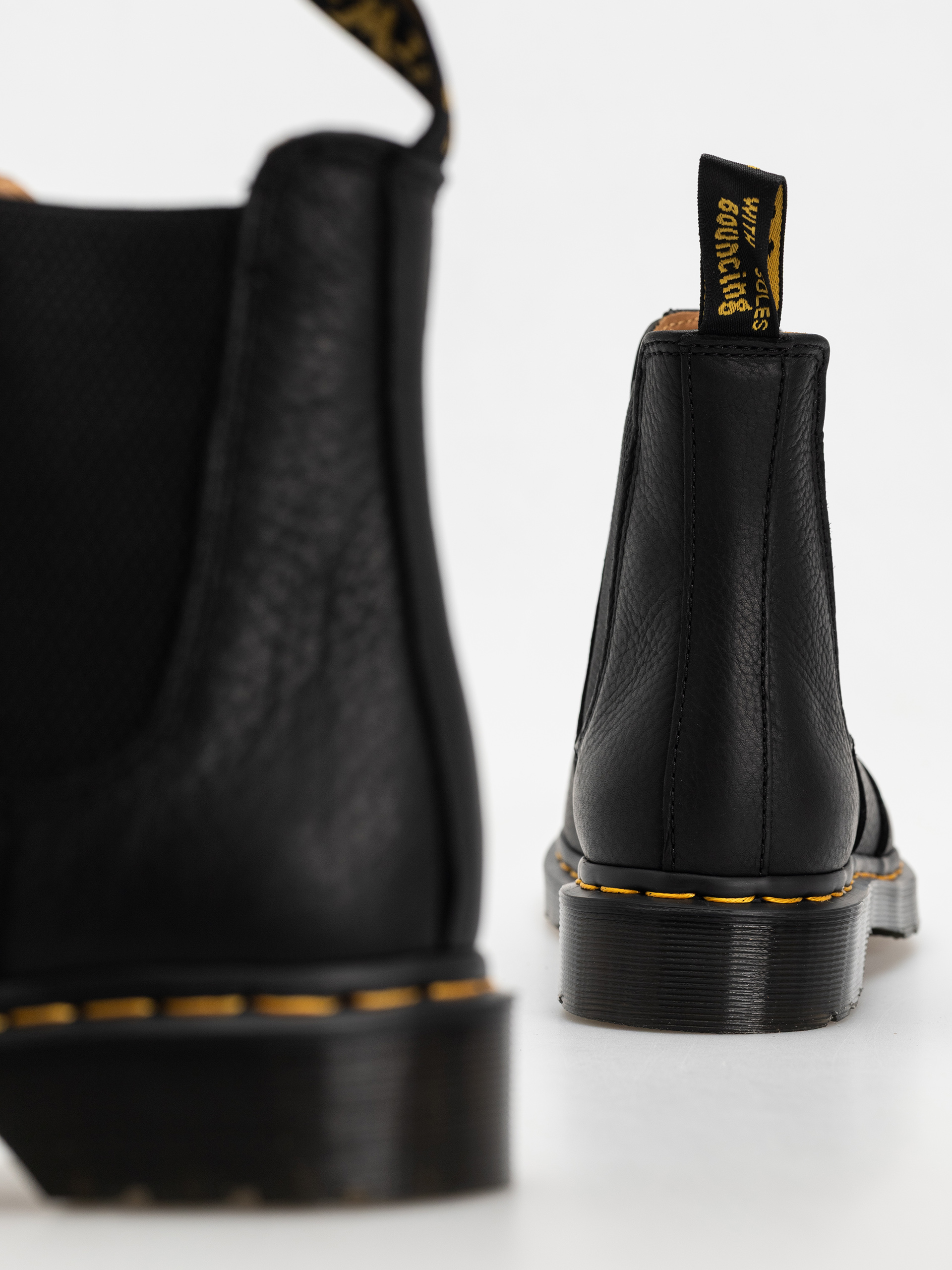 Topánky Dr. Martens 2976 Chelsea (black ambassador)