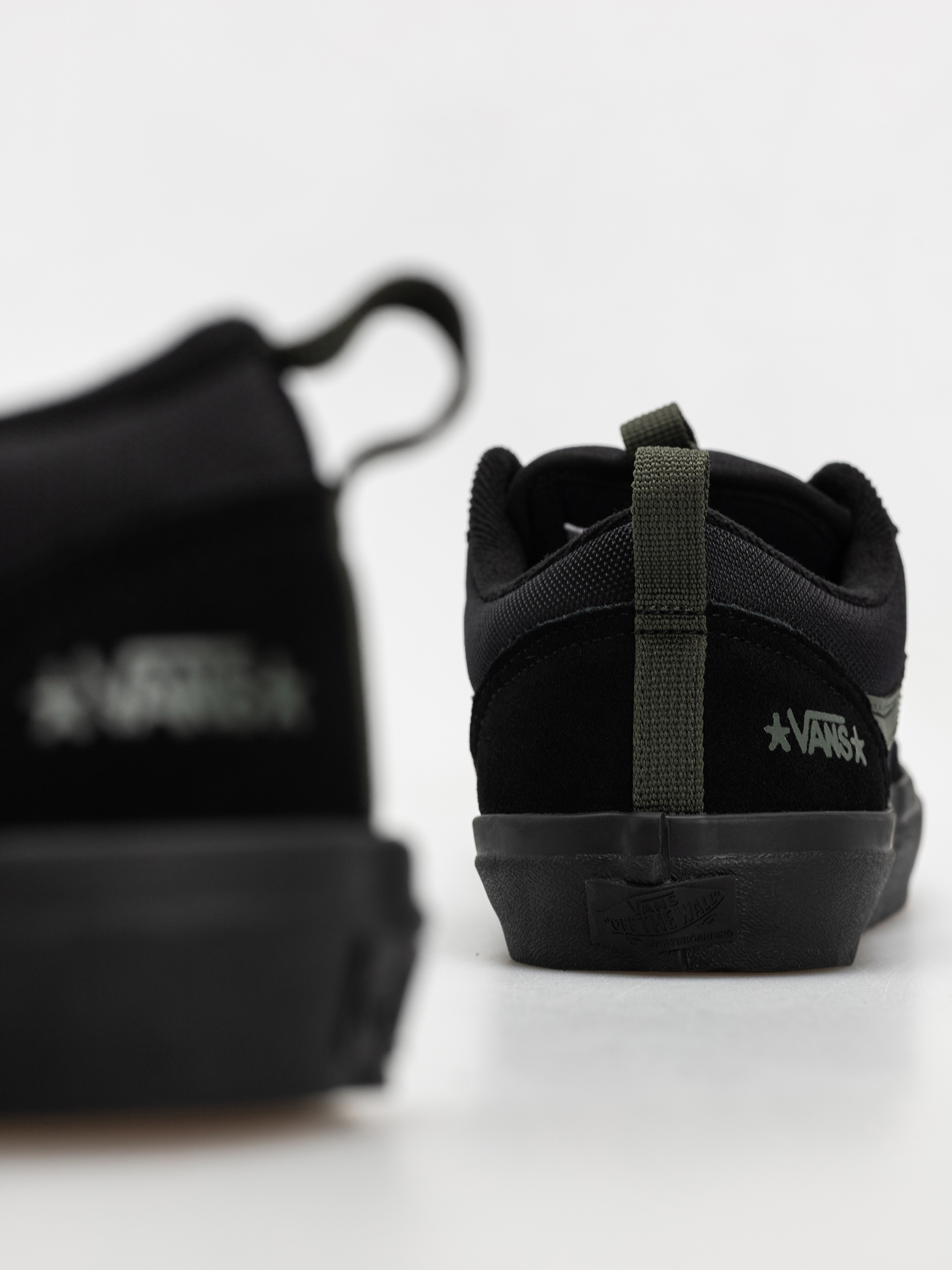 Topánky Vans Skate Old Skool 36 + (atiba black/dark green)