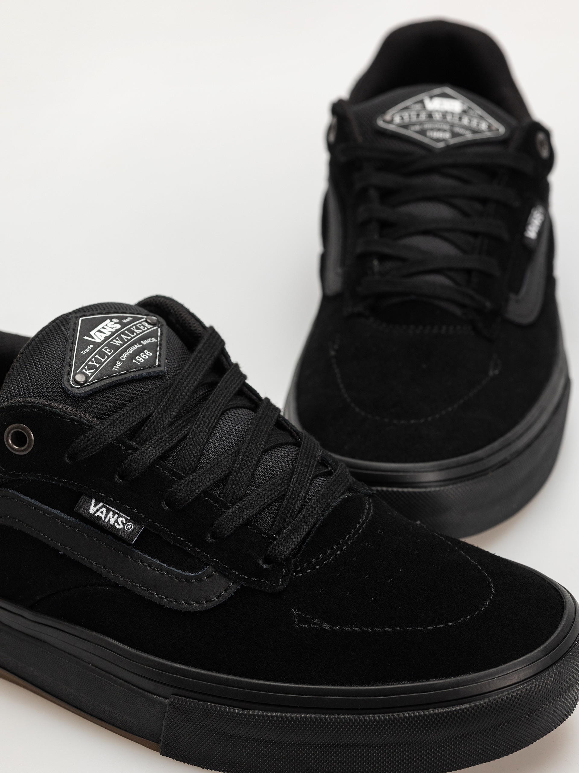 Topánky Vans Skate Kyle Walker Wafflecup (blackout)