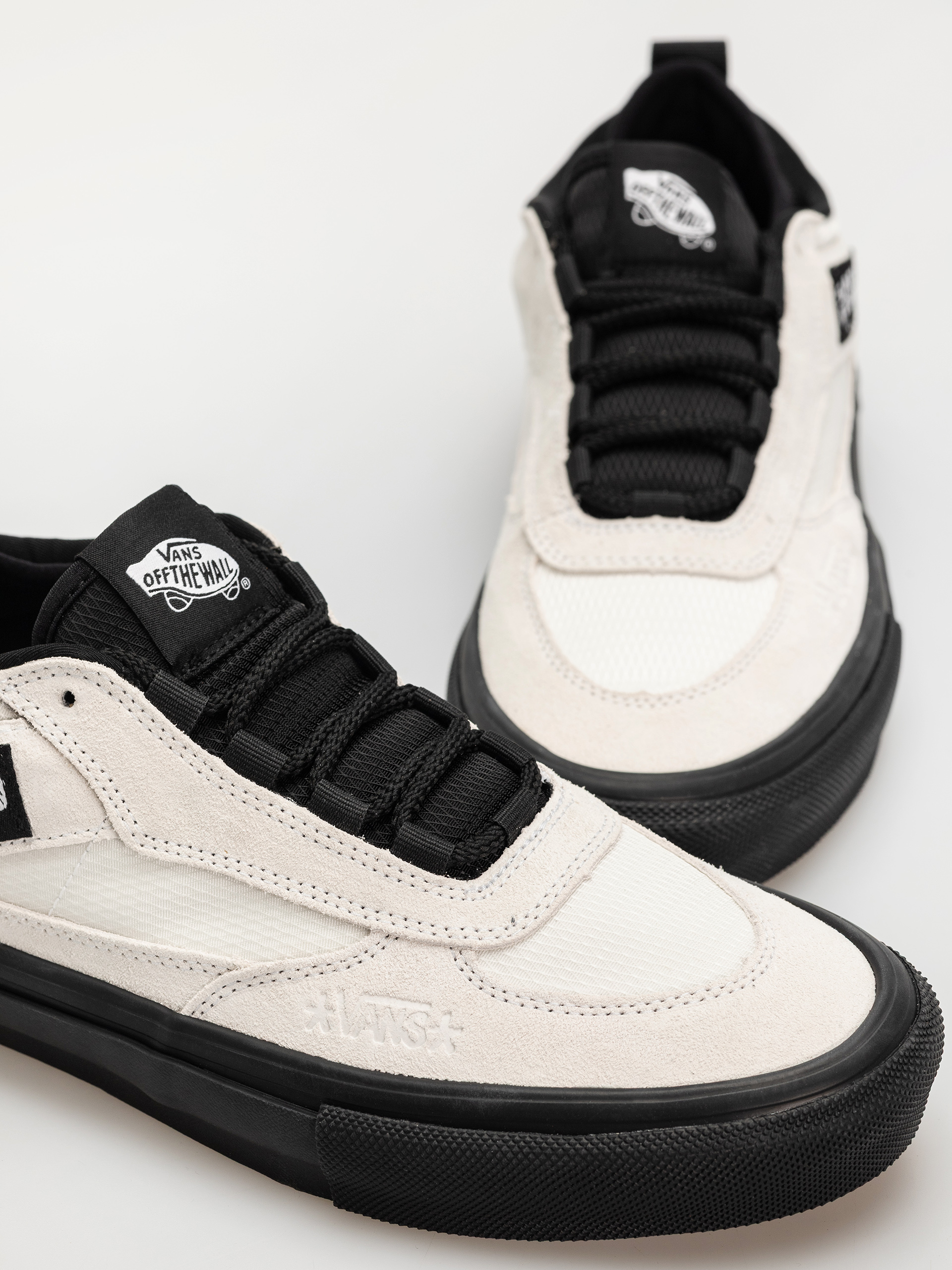 Topánky Vans Skate Safe Low (atiba bone white/black)