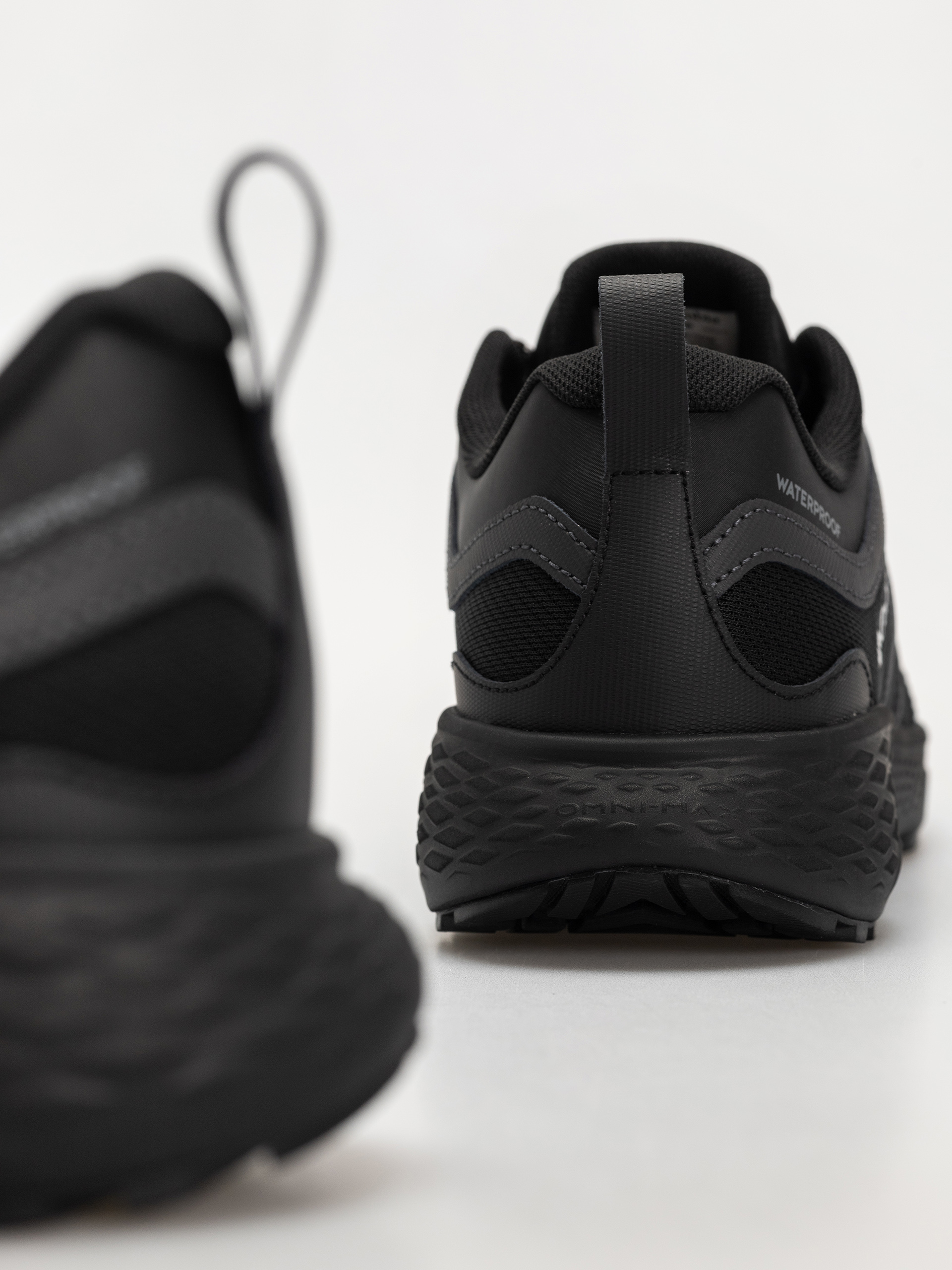 Topánky Columbia Peakfreak Roam Waterproof (black/silver grey)