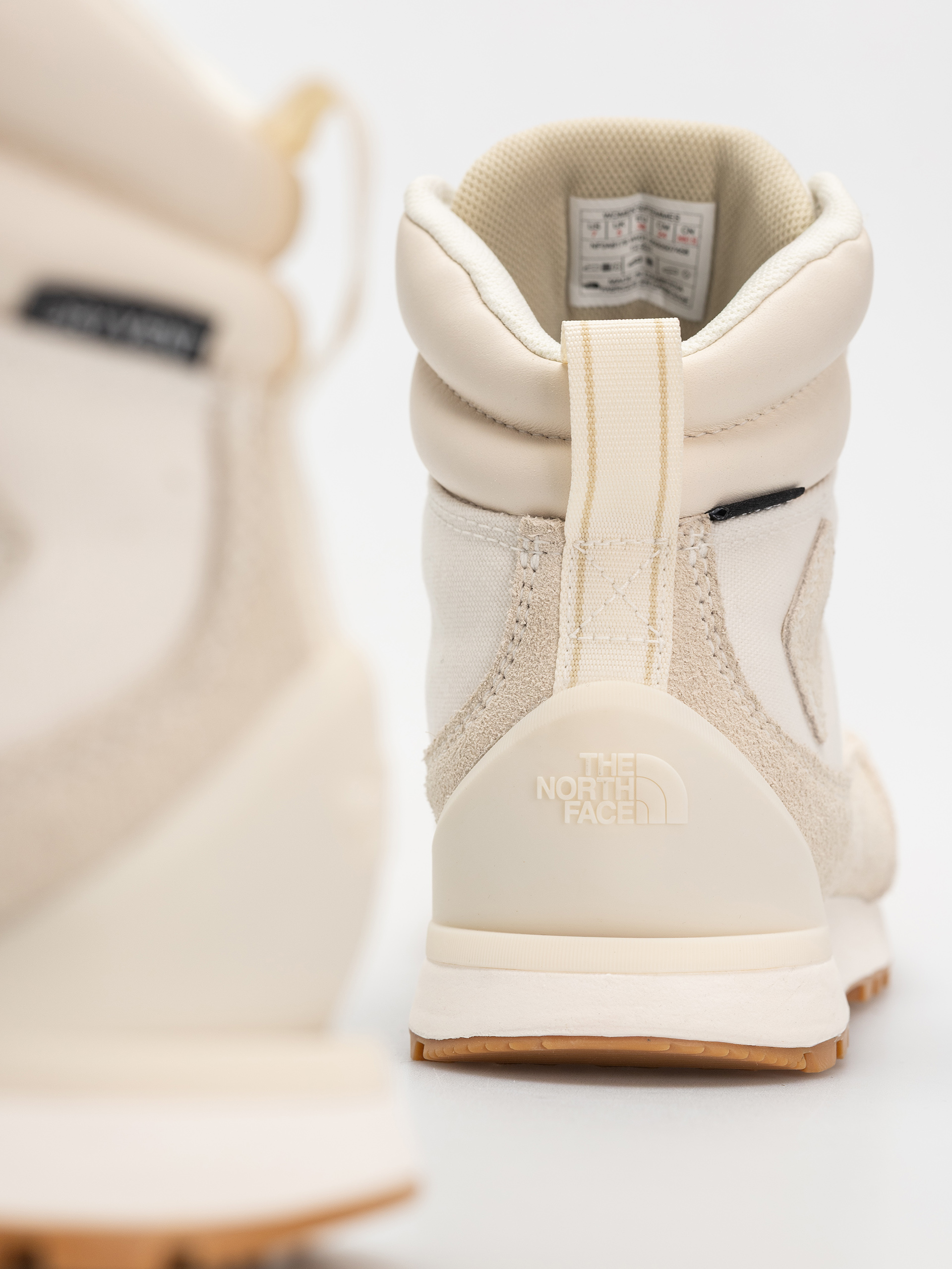 Topánky The North Face Back To Berkeley Iv Textile Wp Wmn (white dune/white dune)
