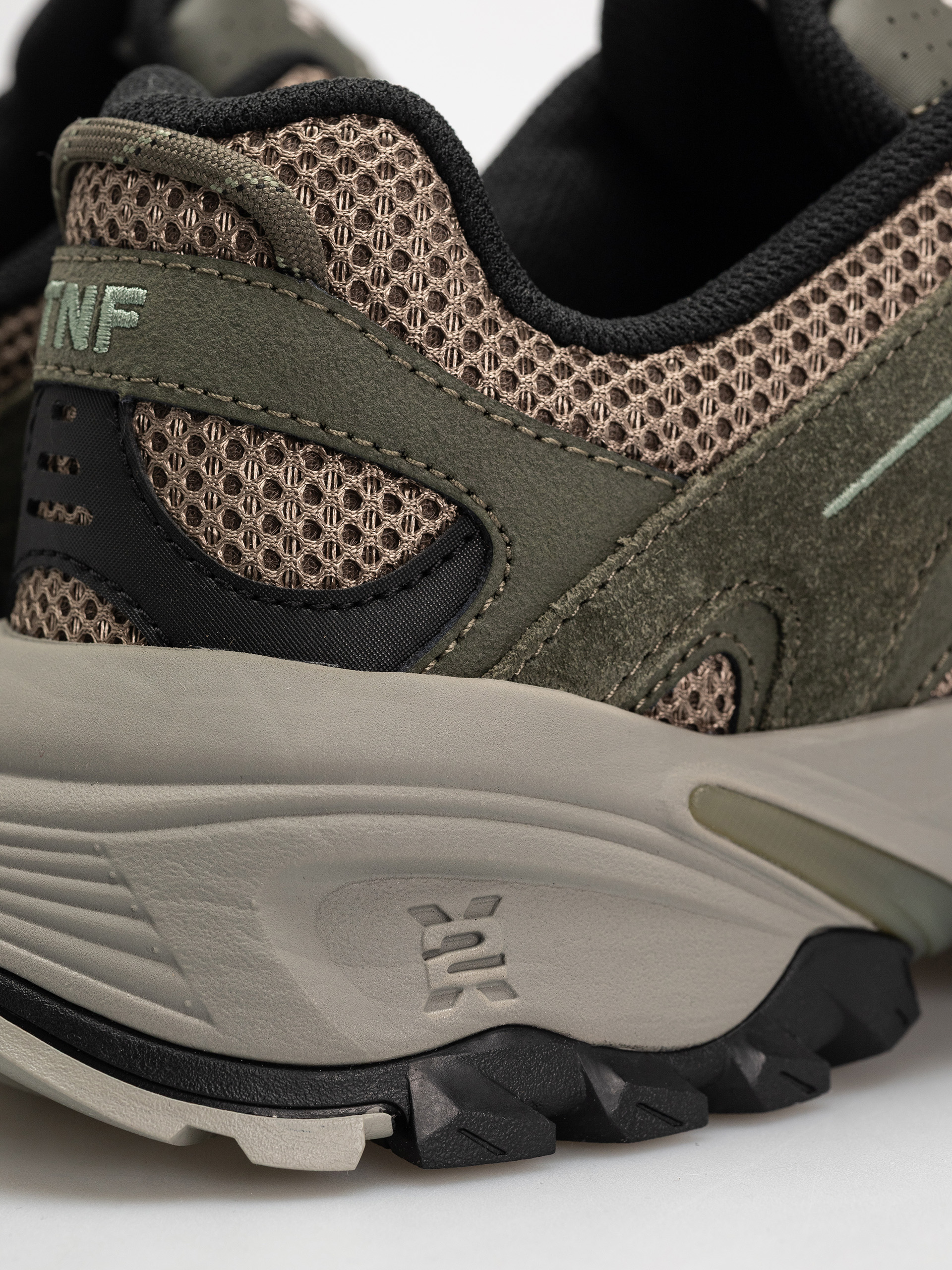 Topánky The North Face Hedgehog 06 Rvst (new taupe green/bark mi)