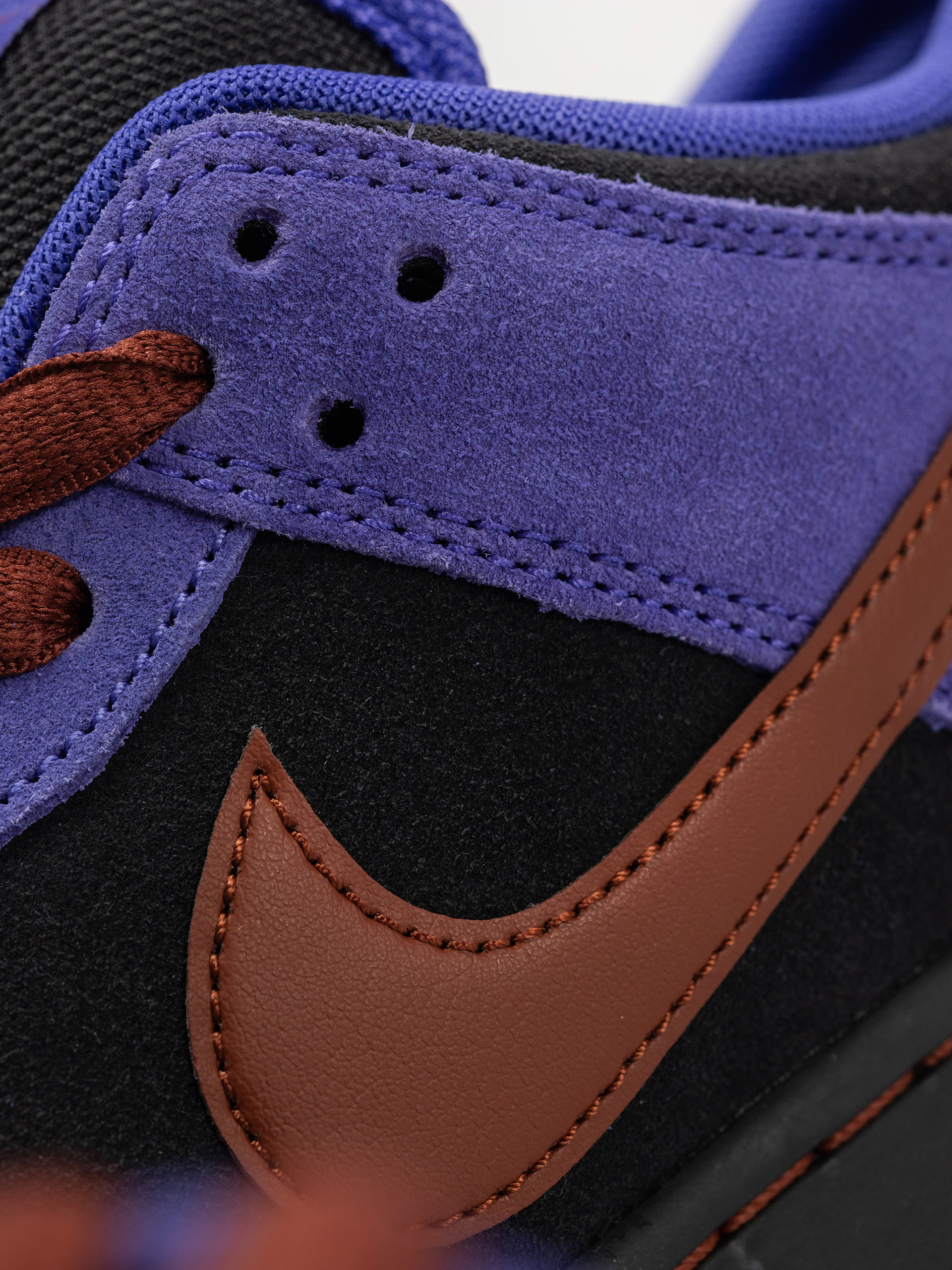 Topánky Nike SB Dunk Low Pro (persian violet/cinnamon off noir)