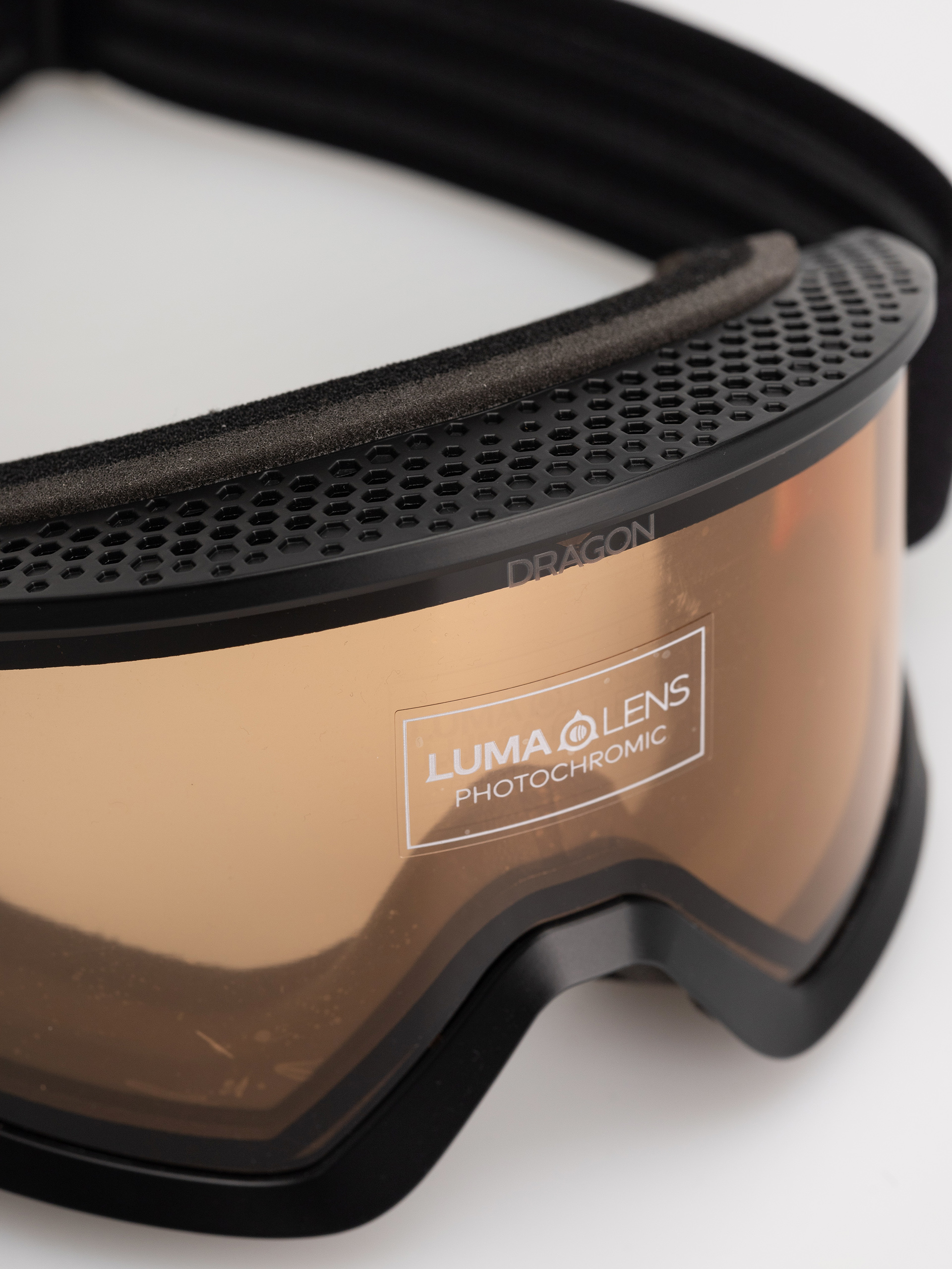 Snowboardové okuliare Dragon DX3 PLUS OTG (photochromic/lumalens photochromic amber)