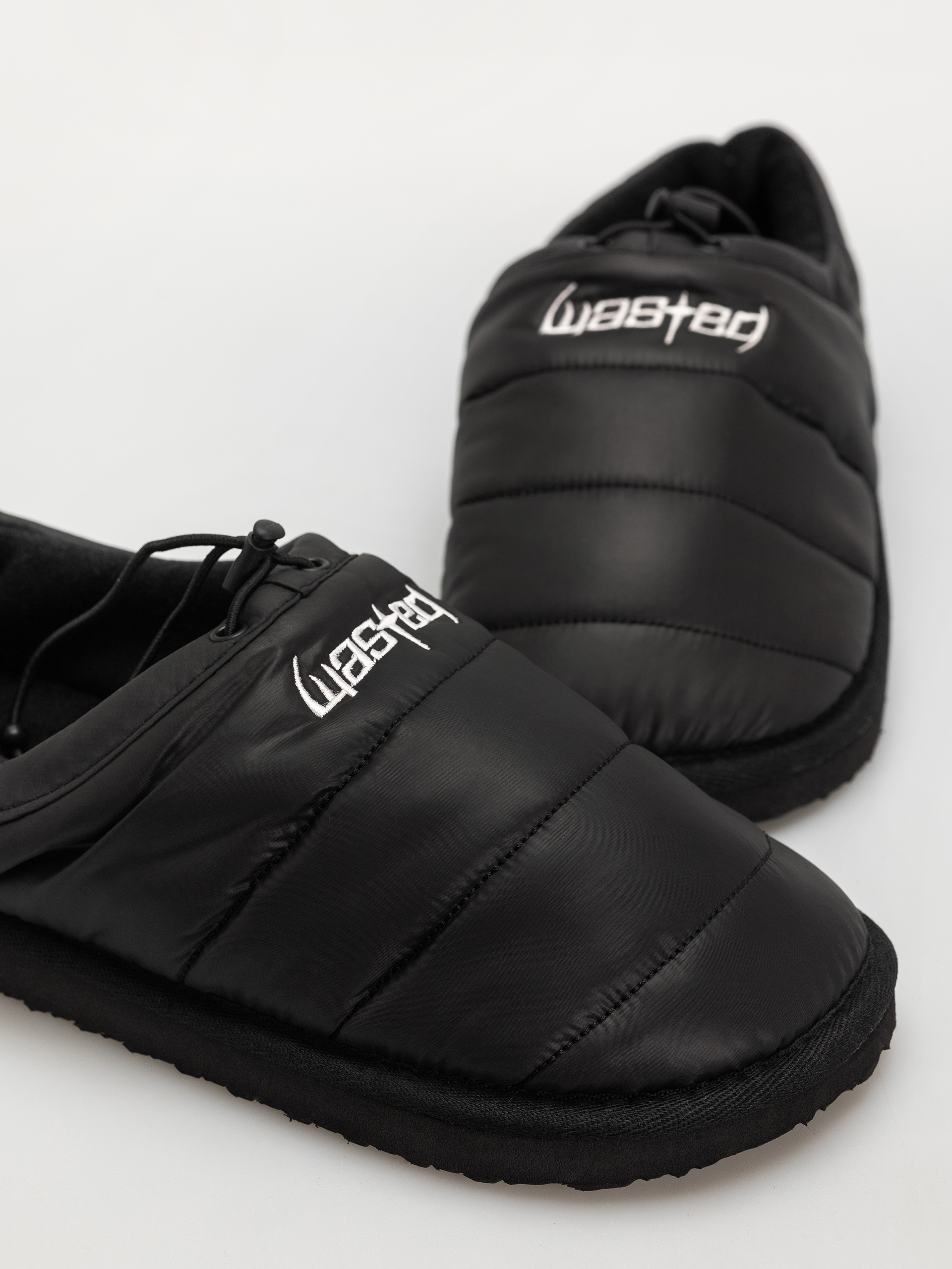 Akcesoria Wasted Paris Blade Puffer Loafers (black)