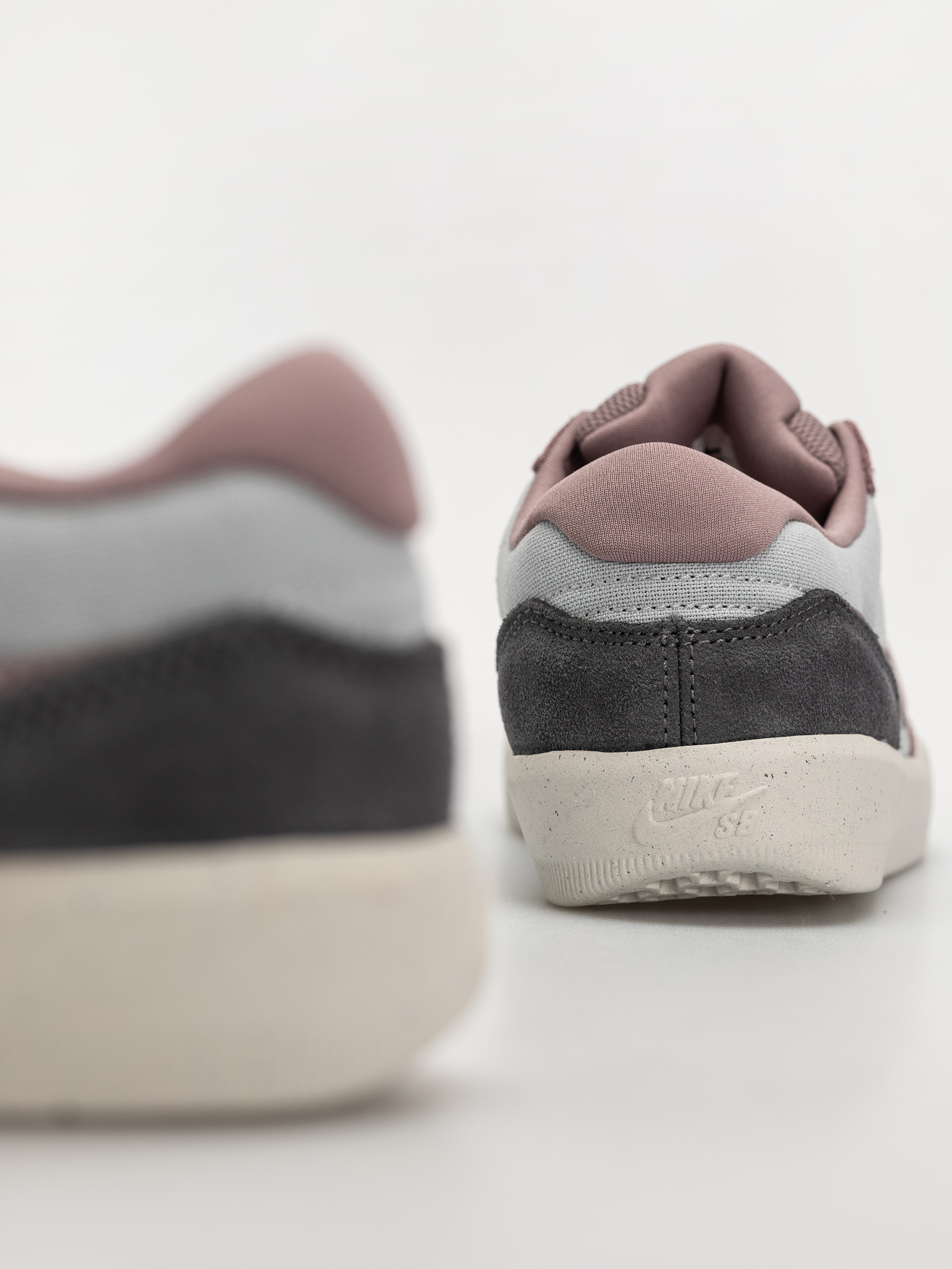 Topánky Nike SB Force 58 (flt silver/taupe grey dark grey)