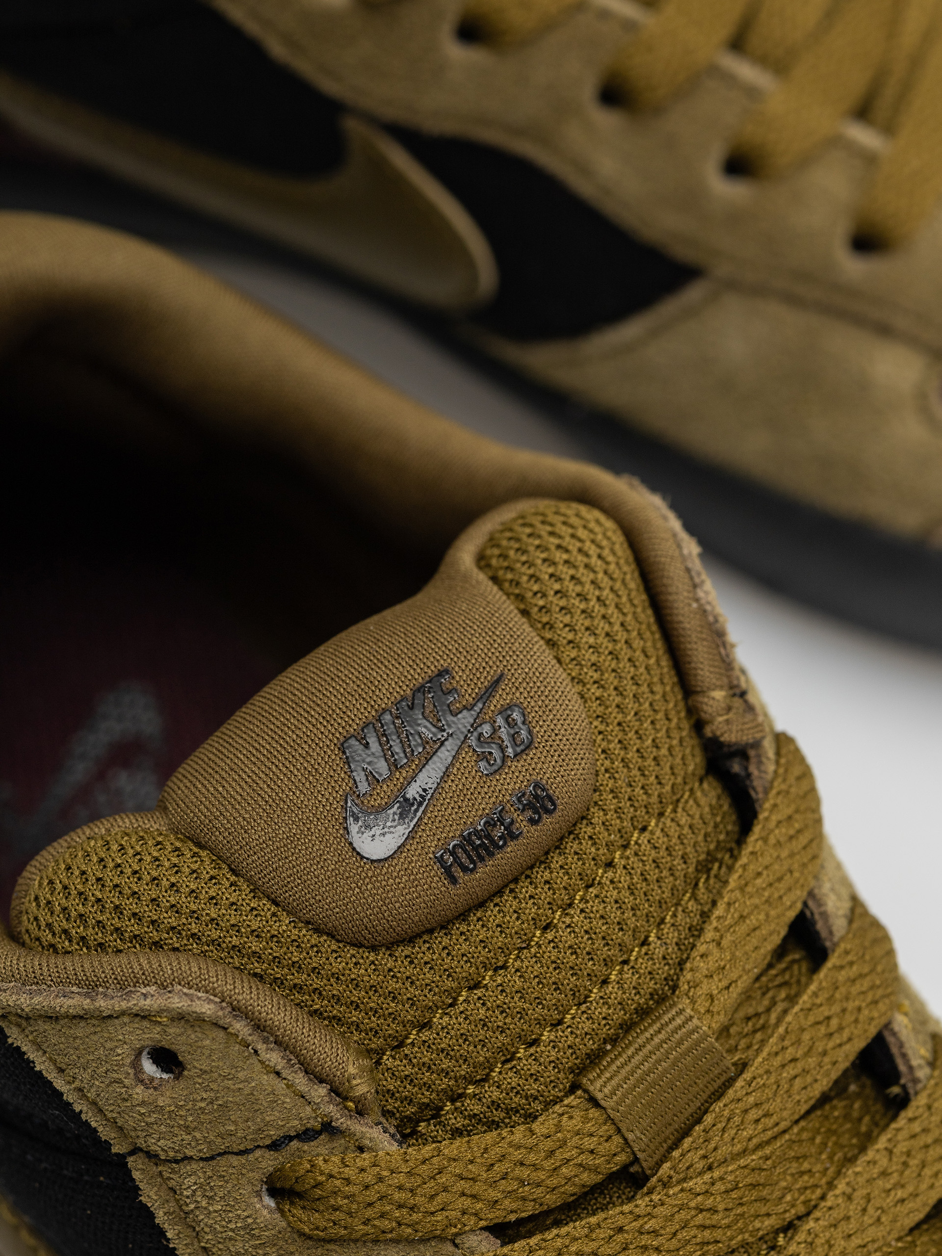 Topánky Nike SB Force 58 (black/olive flak burgundy crush off noir)