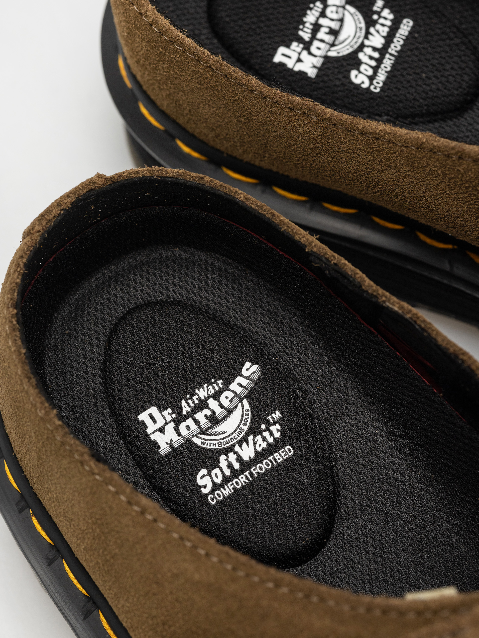 Topánky Dr. Martens ZebZag AnyWair Mule (dms olive eh suede)