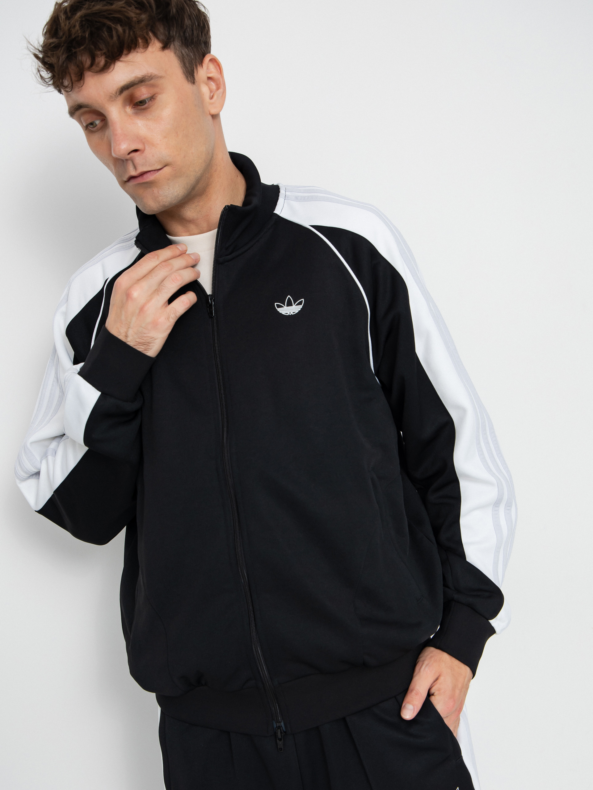 Bunda adidas Tyshawn T (black/white/dshgry)