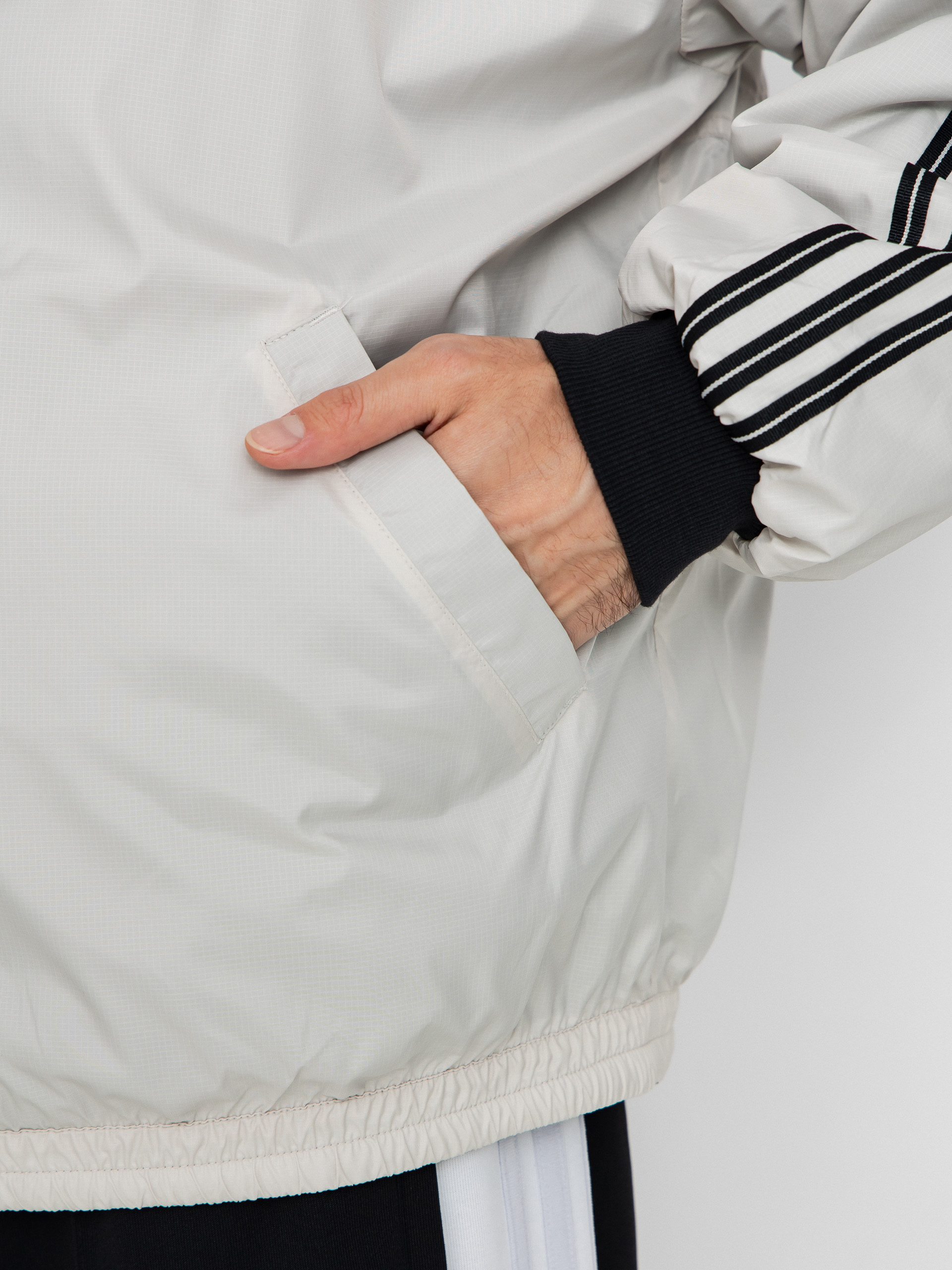 Bunda adidas Shmoo Rev (alumin/black)