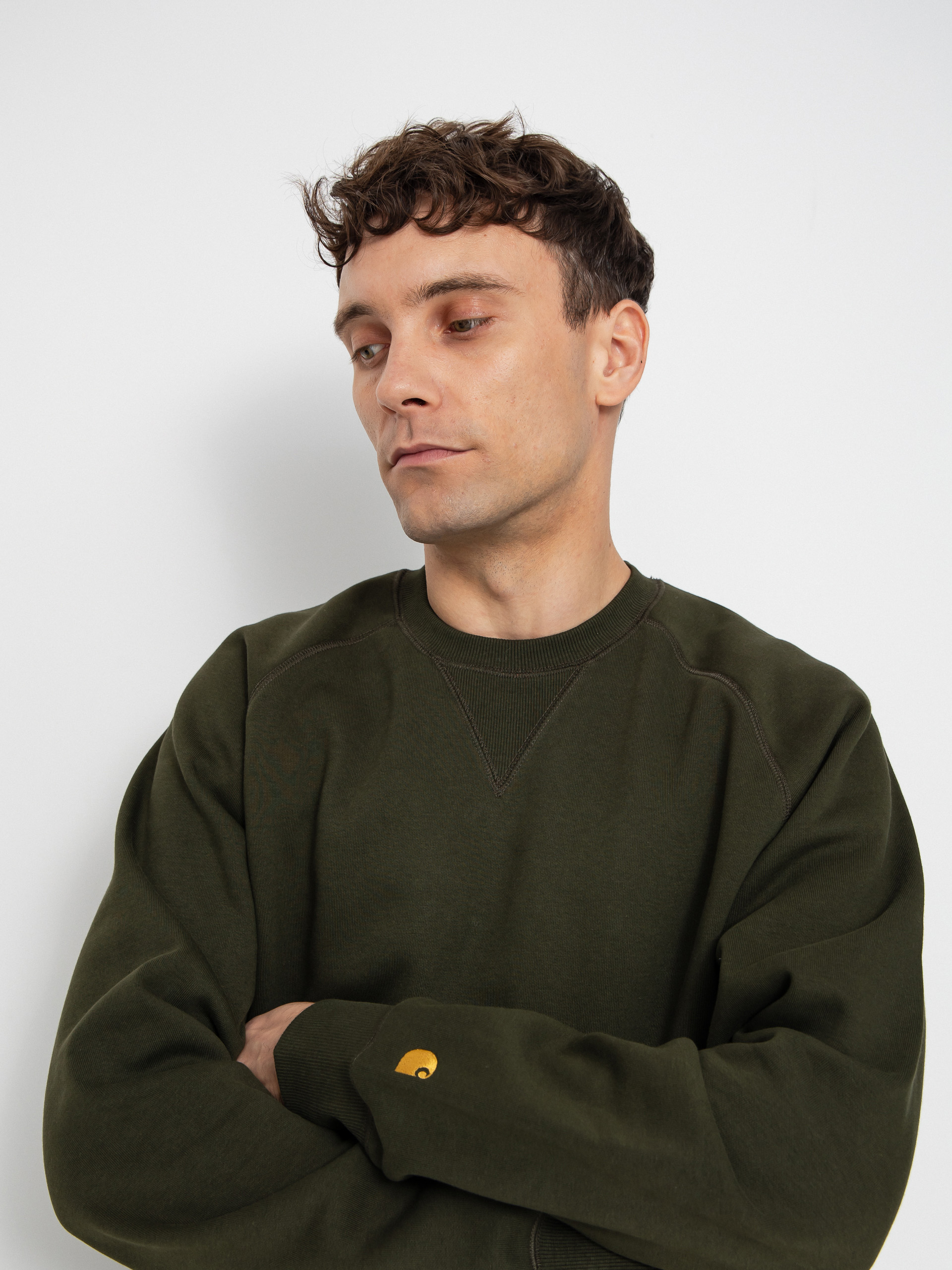 Mikina Carhartt WIP Chase (olive/gold)