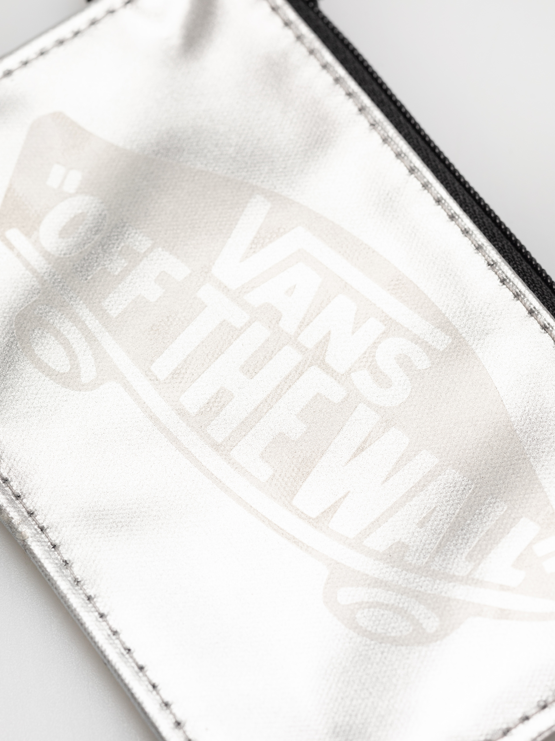 Peňaženka Vans Off The Wall Zip (silver)