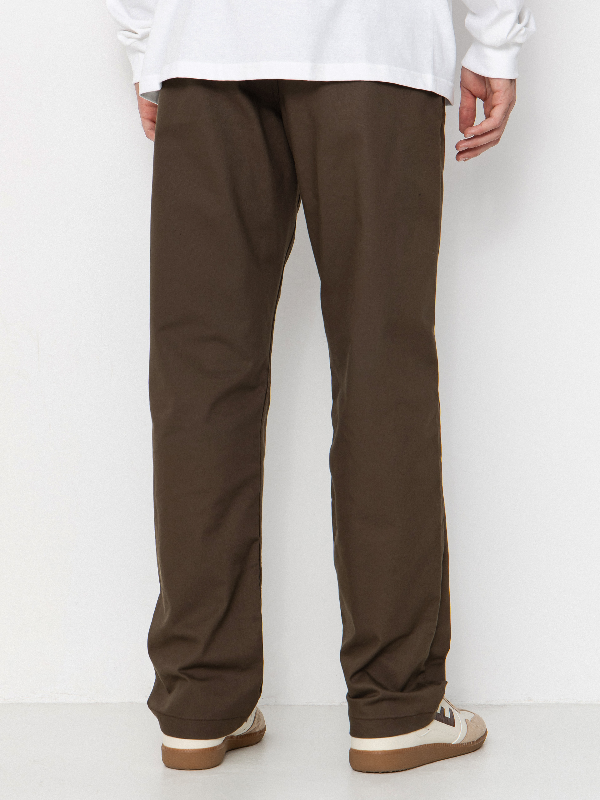 Nohavice Vans Authentic Chino Relaxed (coal brown)