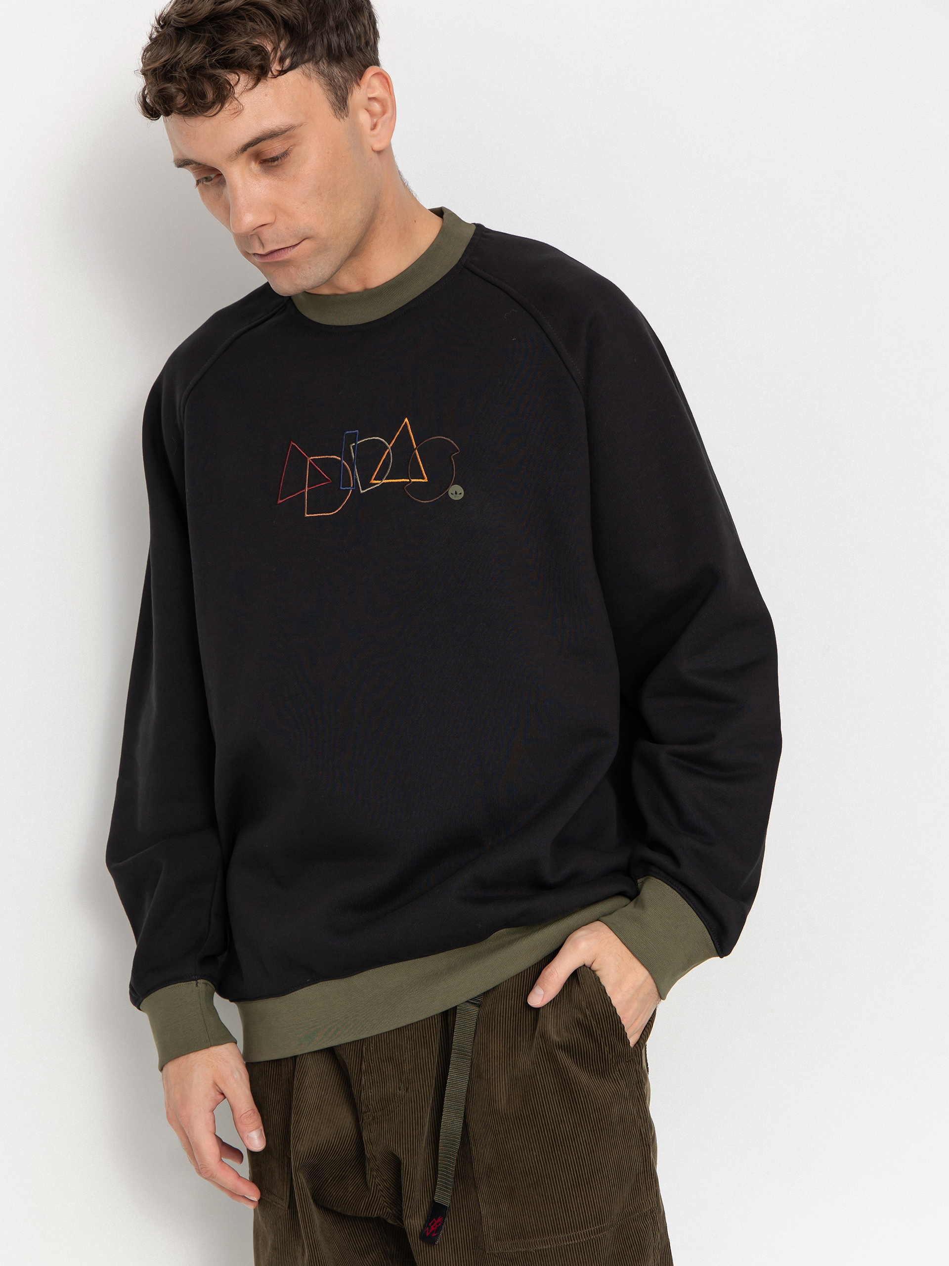 Mikina adidas Skate Geo Crew