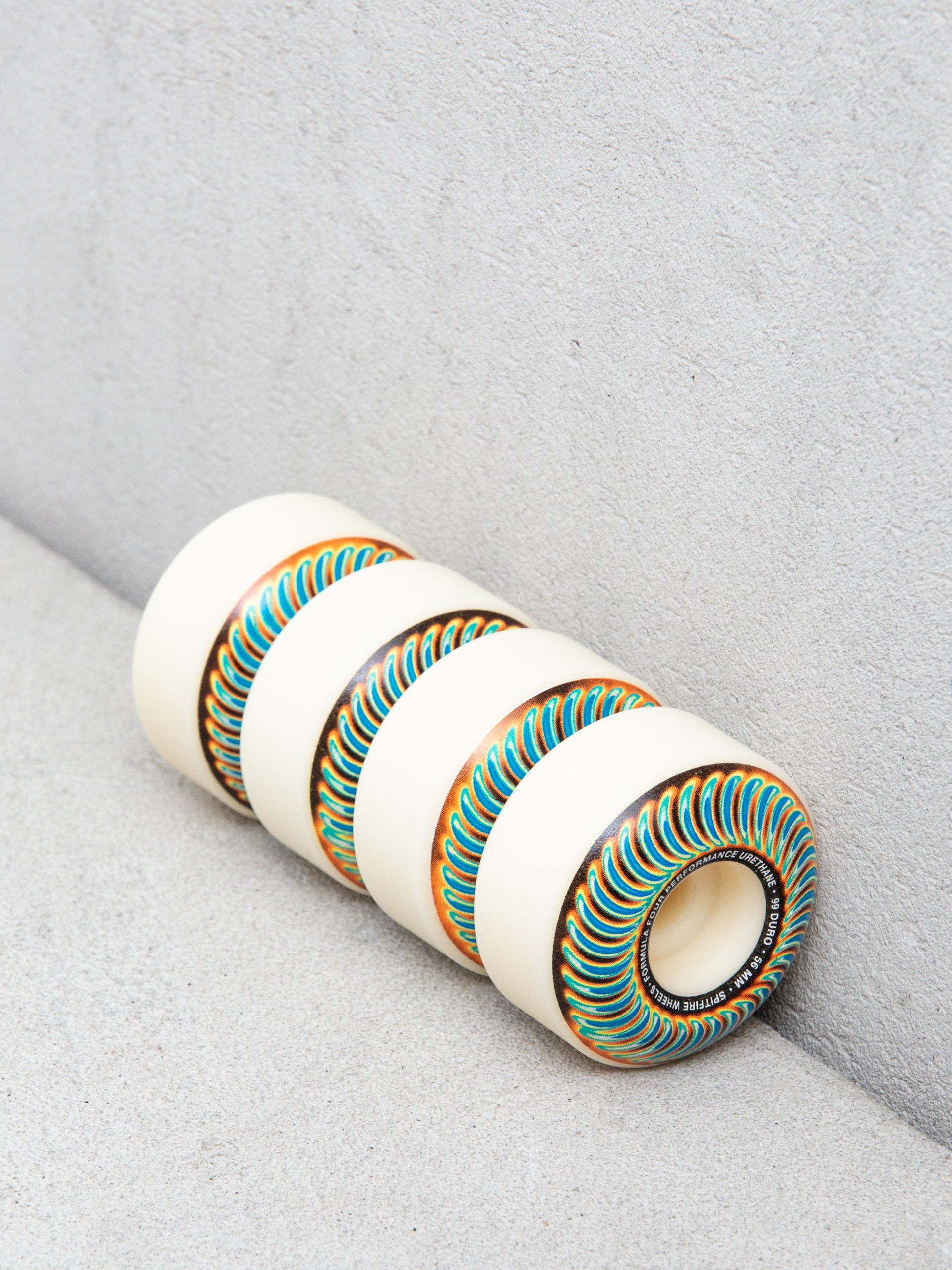 Kolieska Spitfire F4 99D Radioactive Classic (natural)