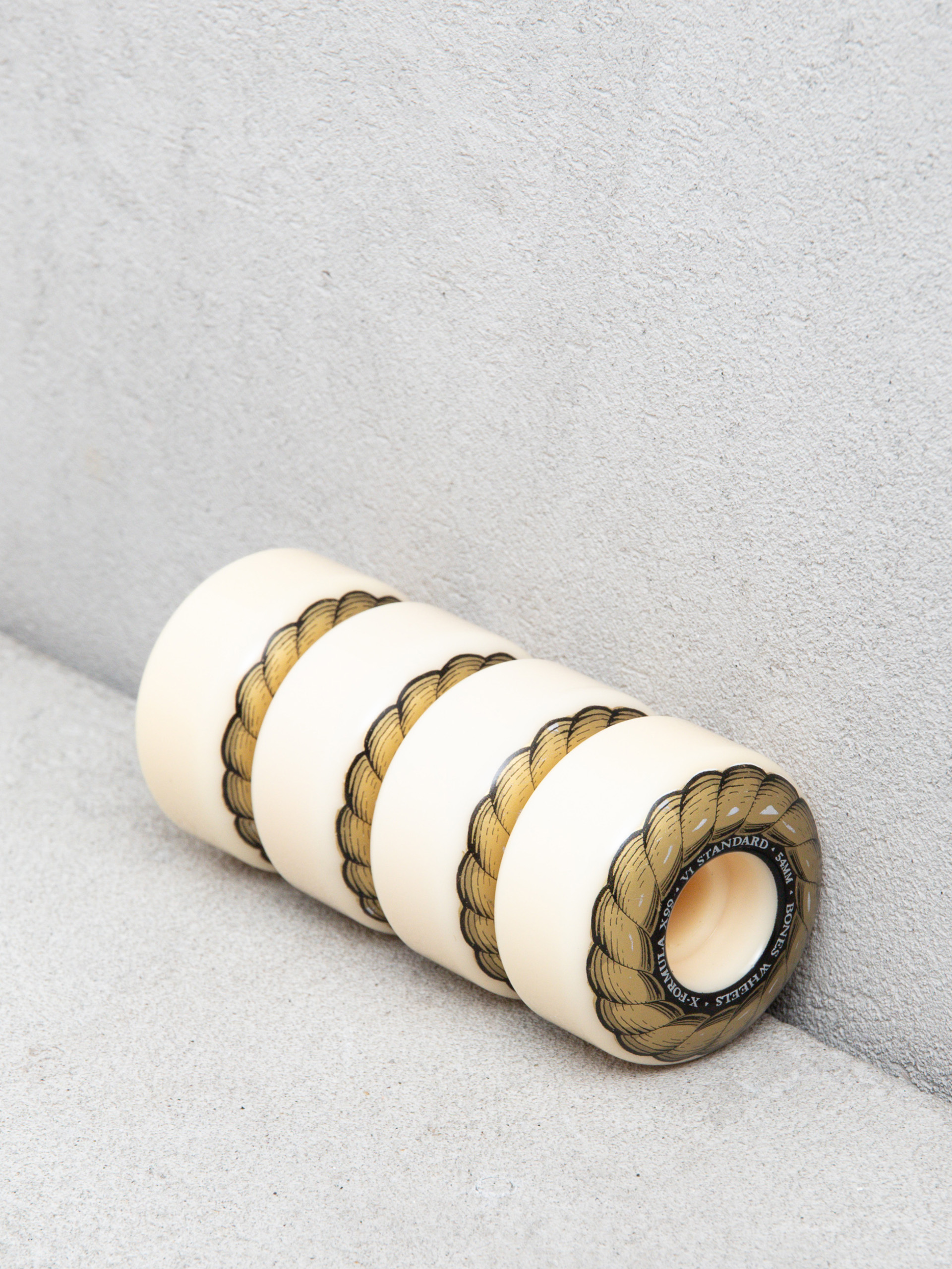 Kolieska Bones X Formula 99A Standard V1