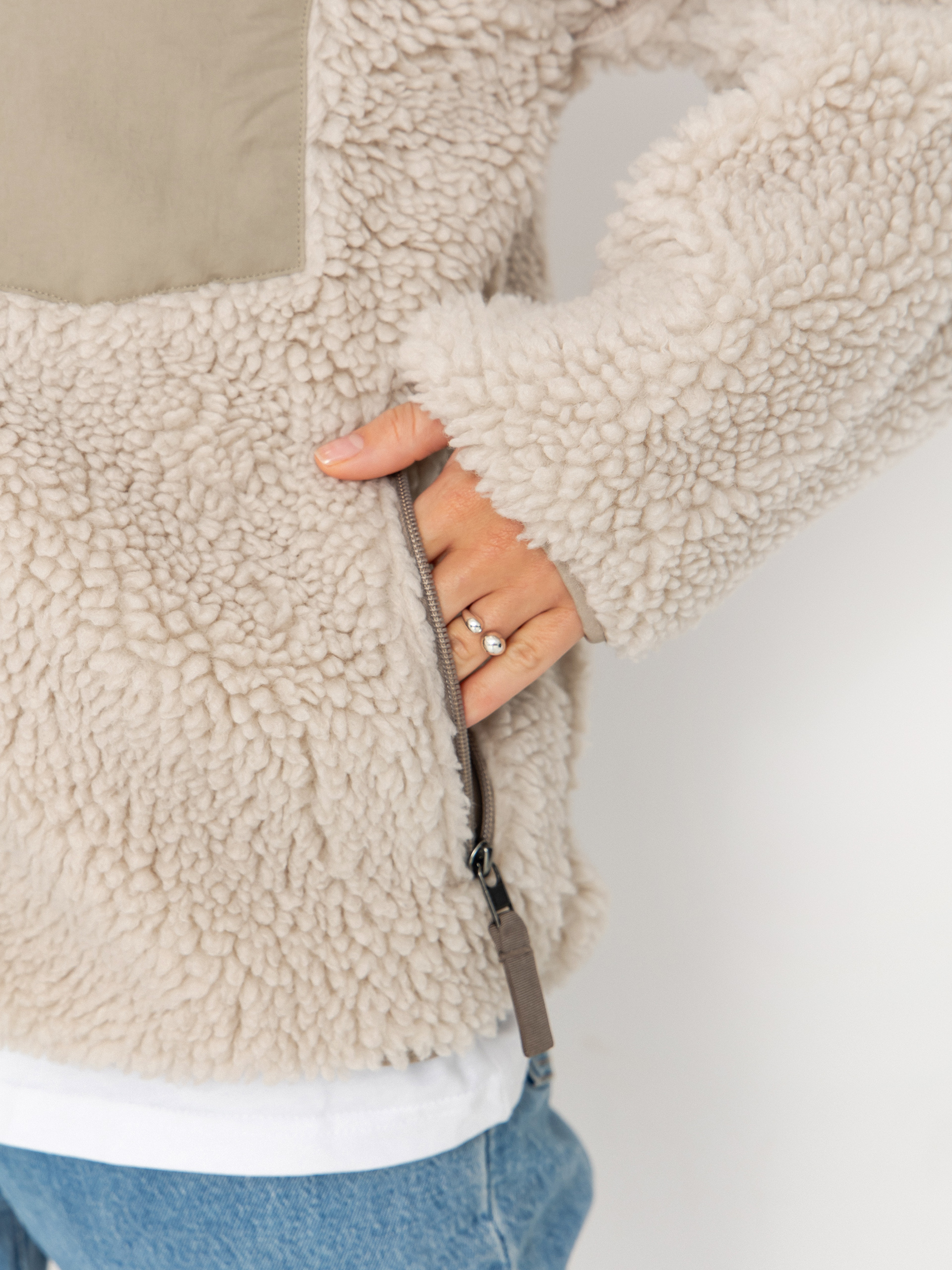 Bunda Patagonia Classic Retro X Wmn (natural)